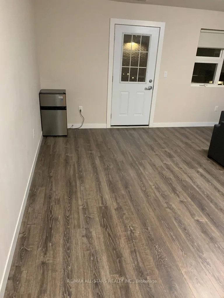 Photo 2 of Unit 217, 338 Albert Street, Waterloo, Beechwood/University — HOMEH