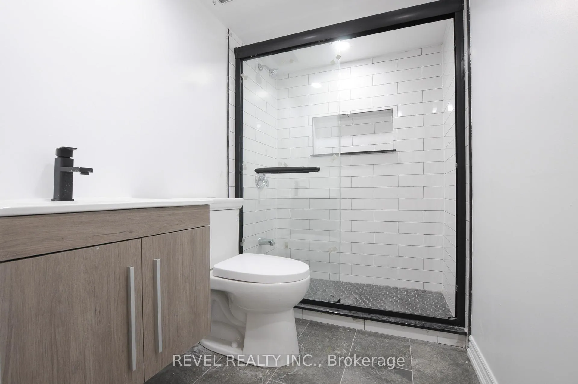 Photo 7 of Unit LOWER, 412 Olde Village Lane, Shelburne — HOMEH