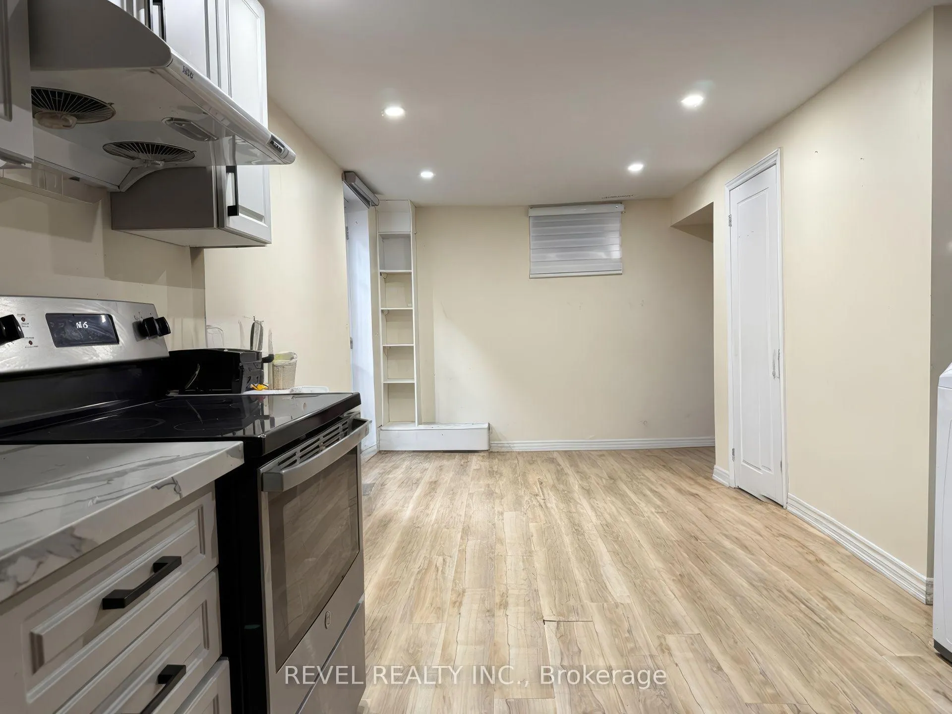Photo 10 of Unit LOWER, 412 Olde Village Lane, Shelburne — HOMEH