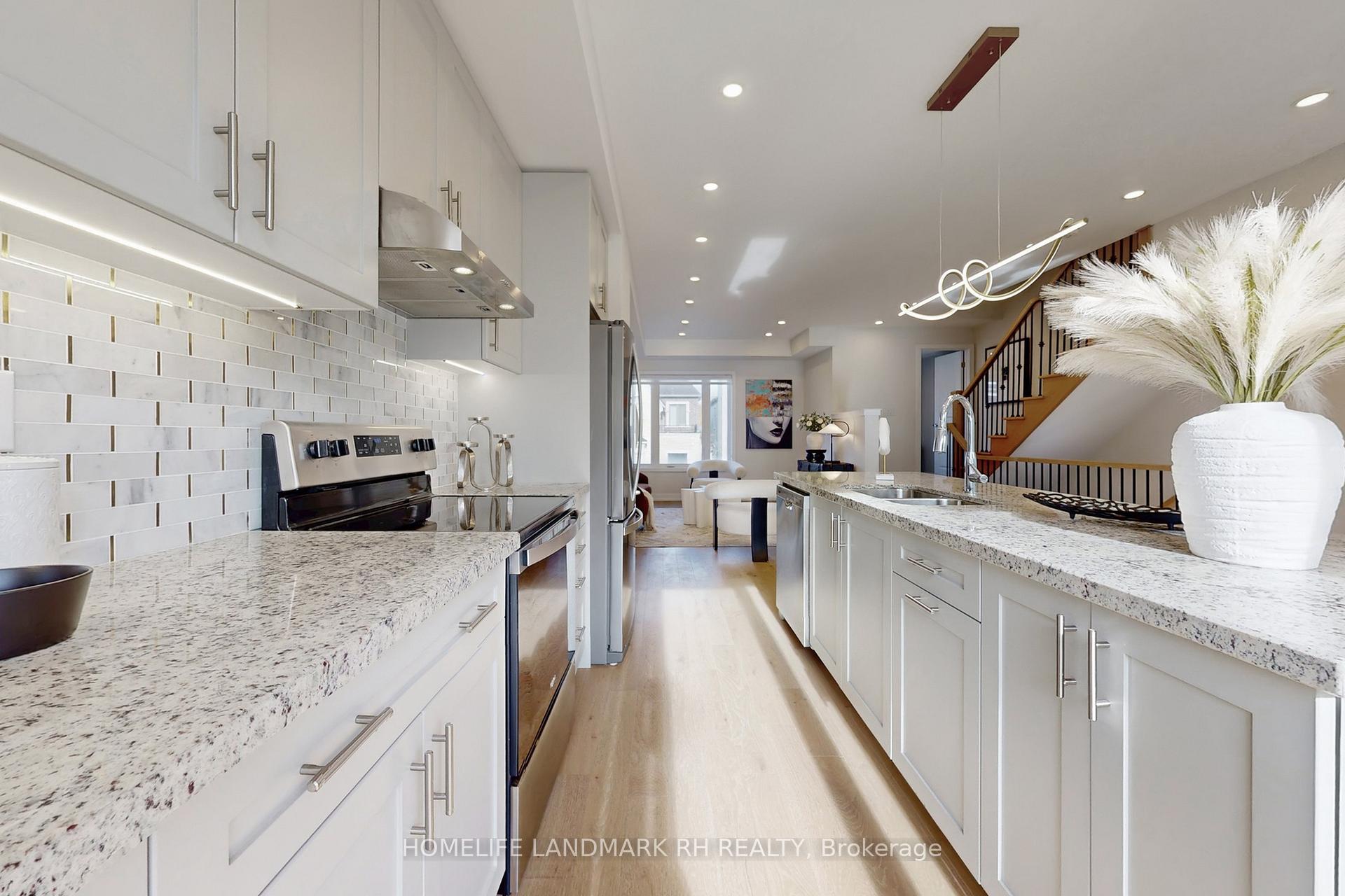 Photo 13 of 100 Guardhouse Crescent, Markham, Angus Glen — HOMEH