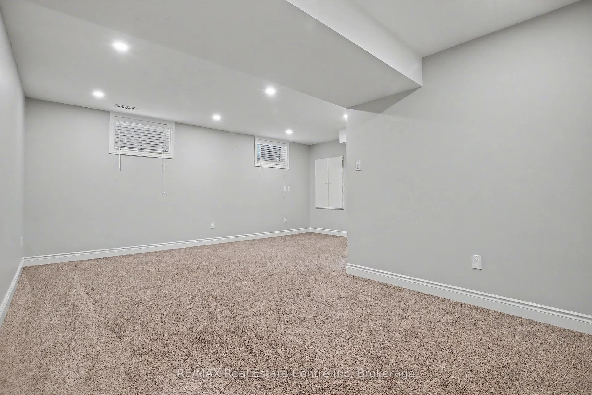 Photo 28 of 158 Kemp Crescent, Guelph, Grange Road — HOMEH