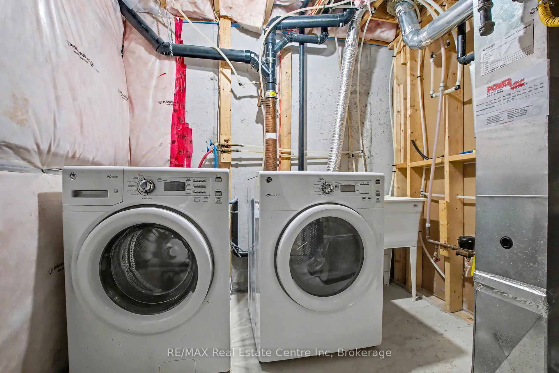 Photo 30 of 158 Kemp Crescent, Guelph, Grange Road — HOMEH