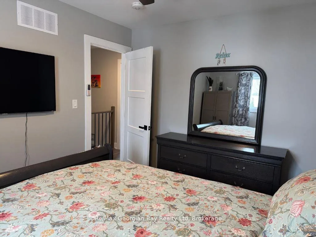 Photo 31 of 334 Rose Crescent, Midland — HOMEH
