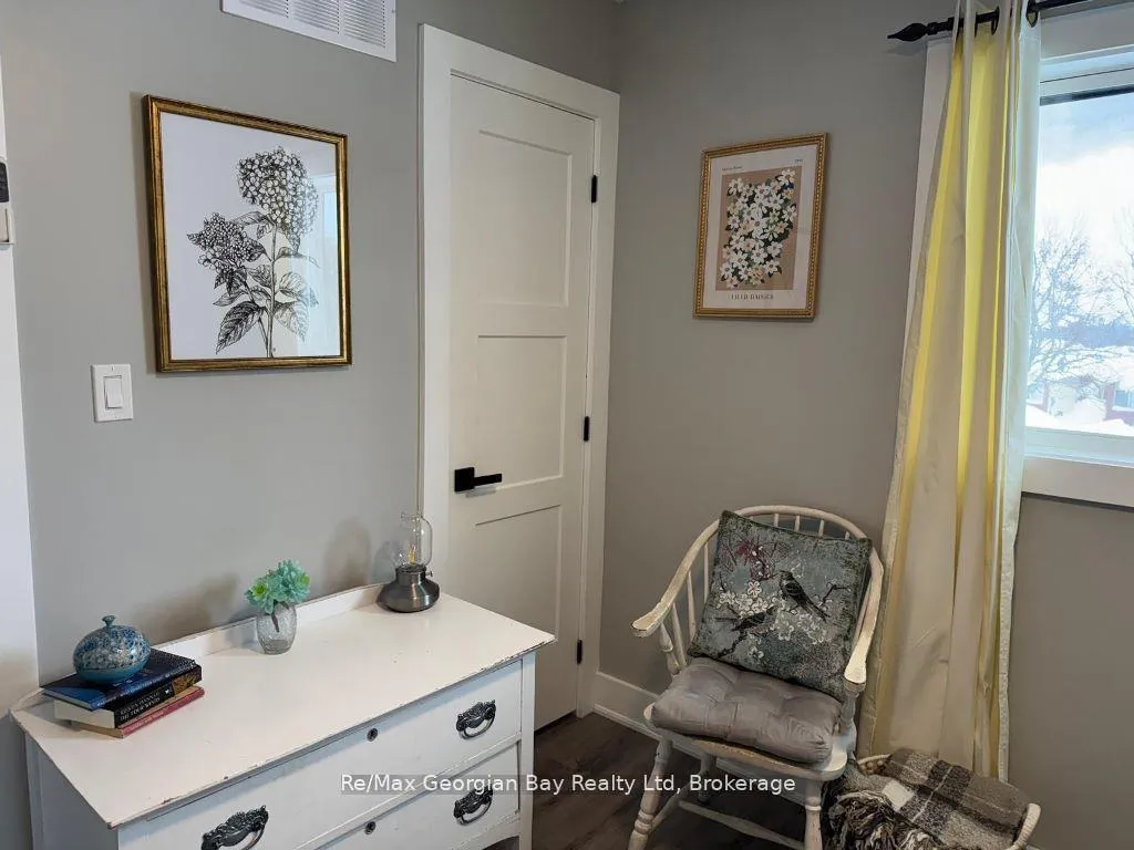 Photo 34 of 334 Rose Crescent, Midland — HOMEH