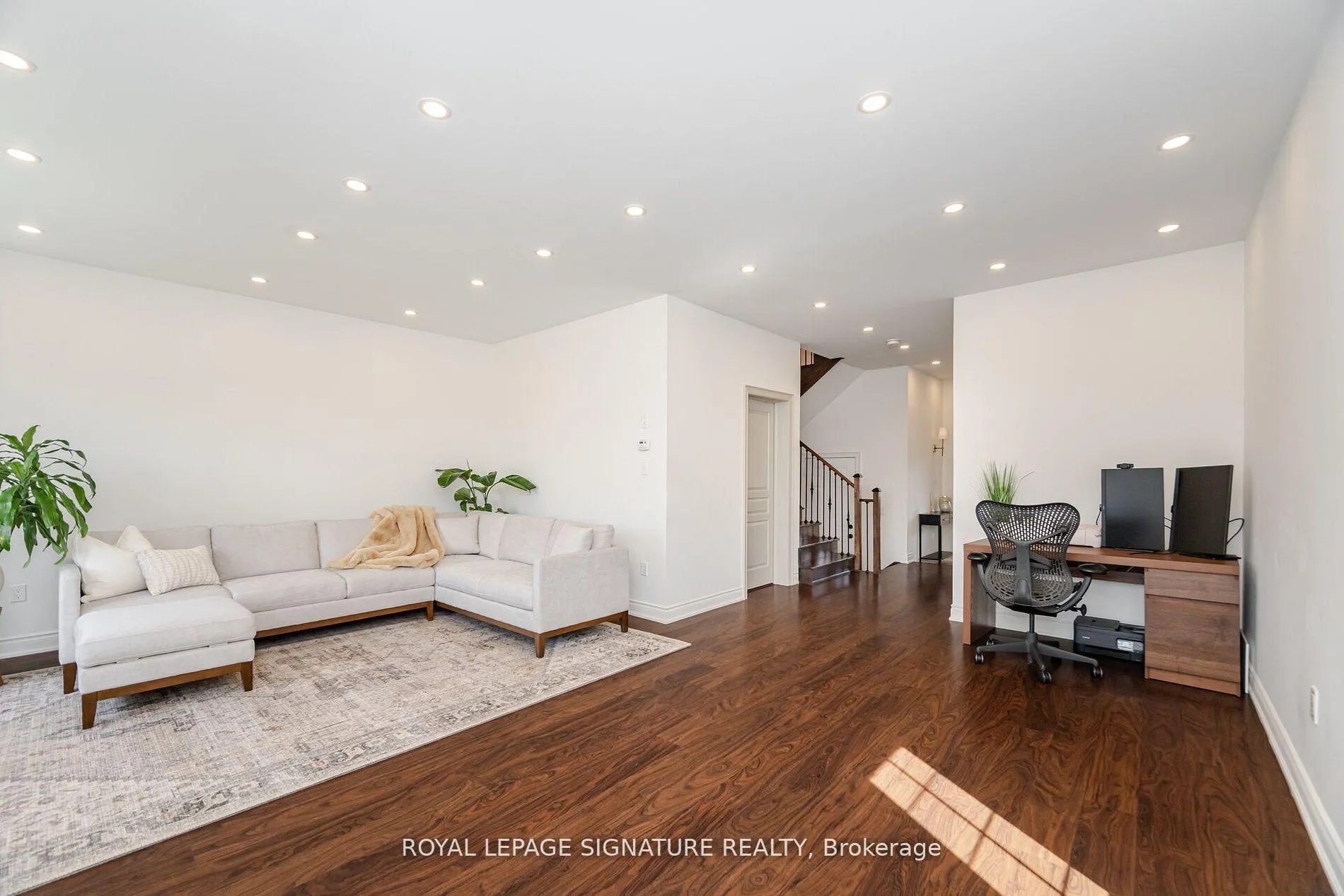 Photo 6 of 99 Burke Street, Hamilton, Waterdown — HOMEH