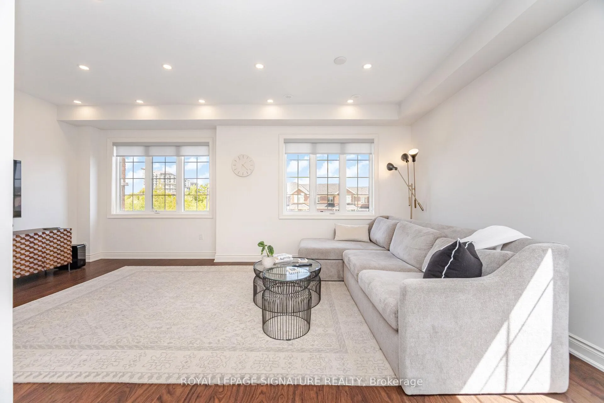 Photo 9 of 99 Burke Street, Hamilton, Waterdown — HOMEH