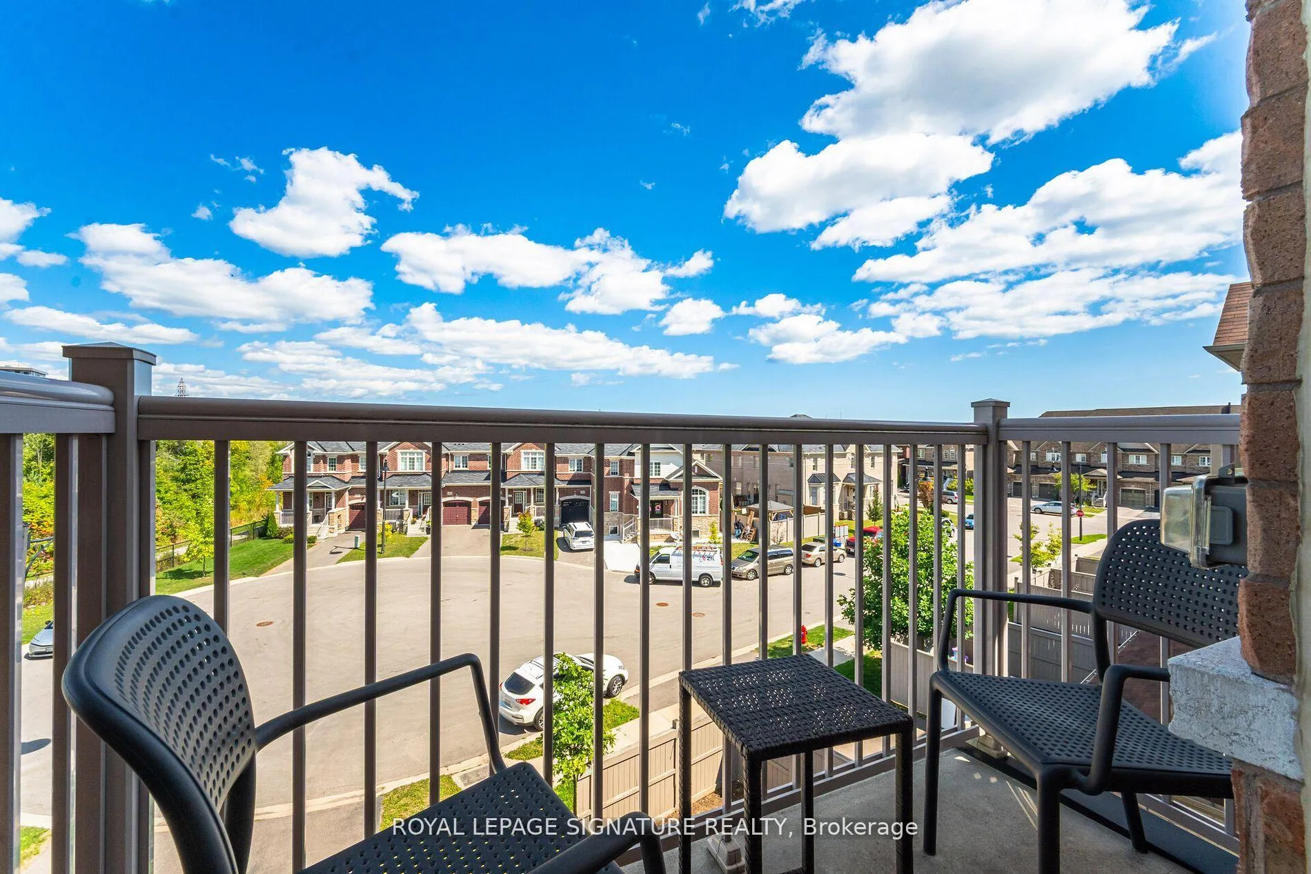 Photo 16 of 99 Burke Street, Hamilton, Waterdown — HOMEH