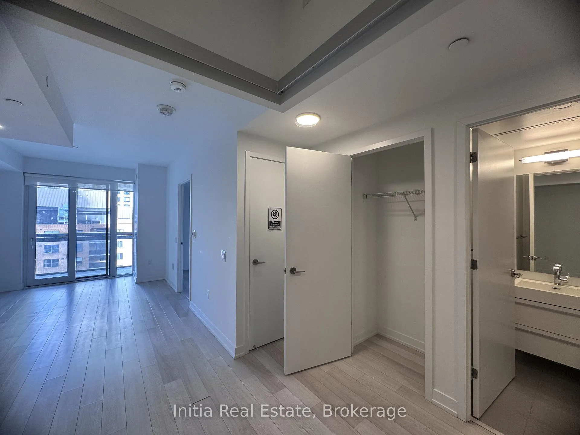 Photo 13 of Unit 802, 39 Roehampton Avenue, Toronto, Mount Pleasant West — HOMEH