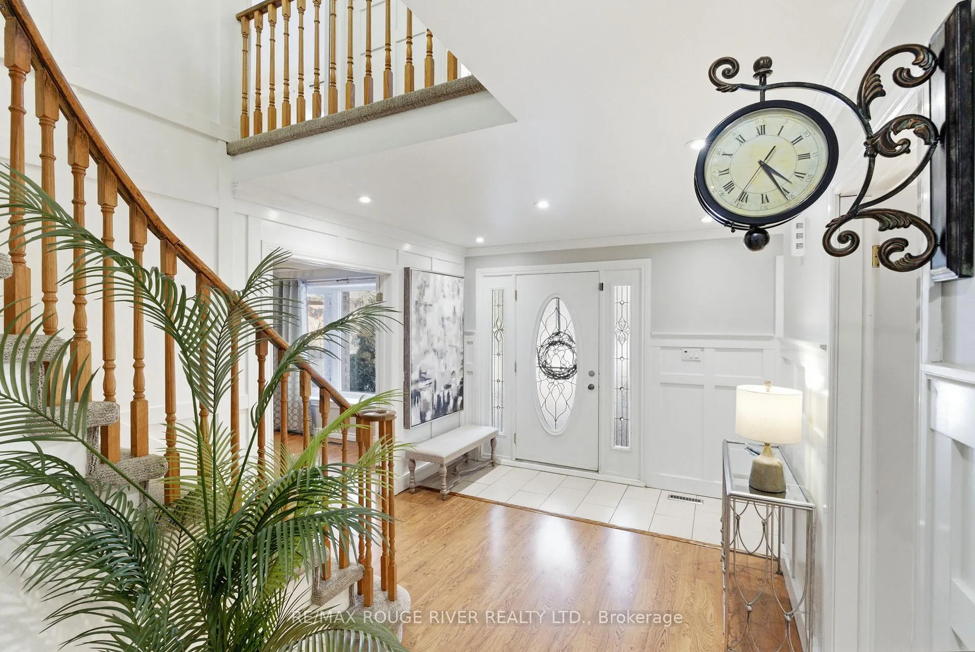 Photo 3 of 90 Robinson Crescent, Whitby, Pringle Creek — HOMEH