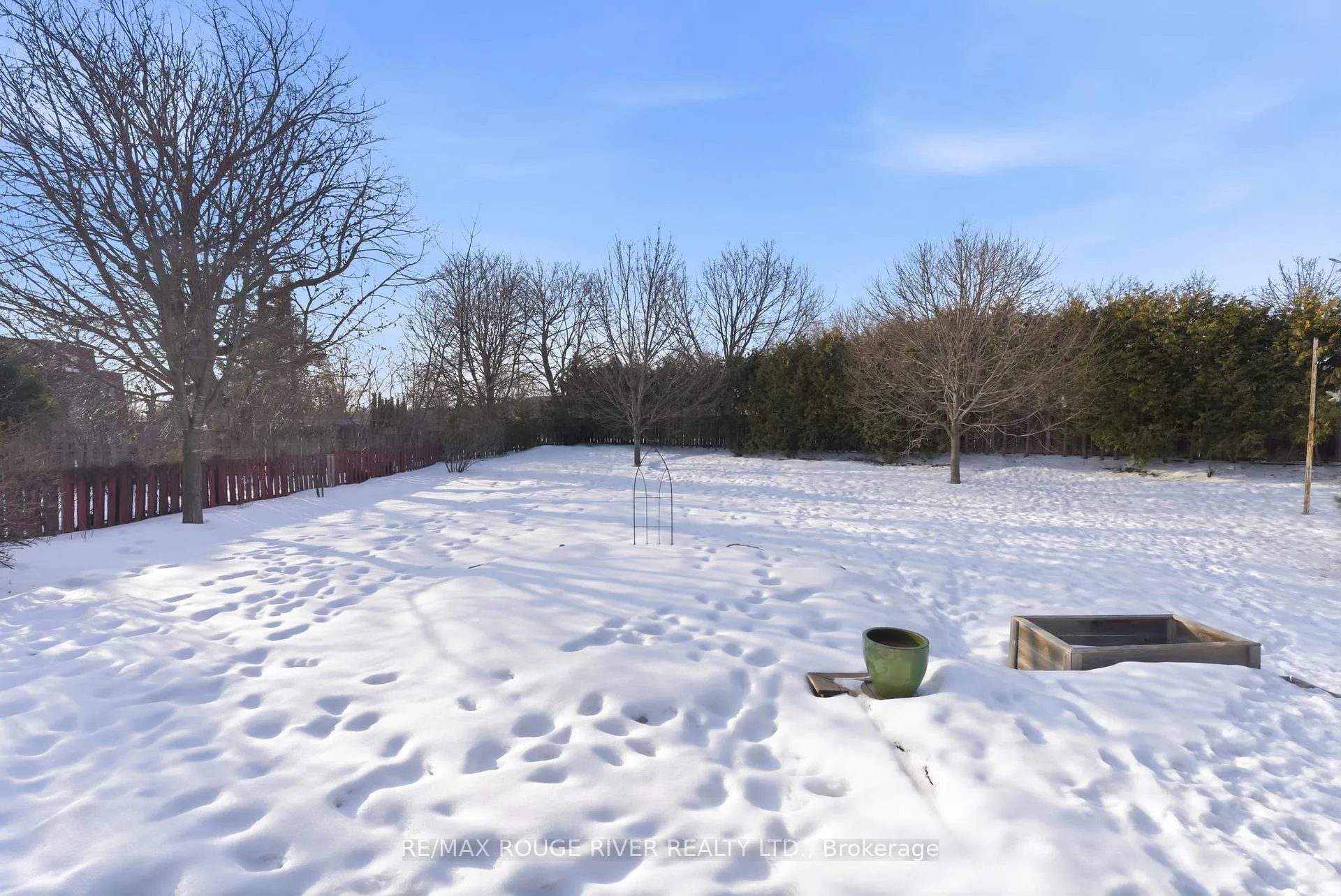 Photo 41 of 90 Robinson Crescent, Whitby, Pringle Creek — HOMEH