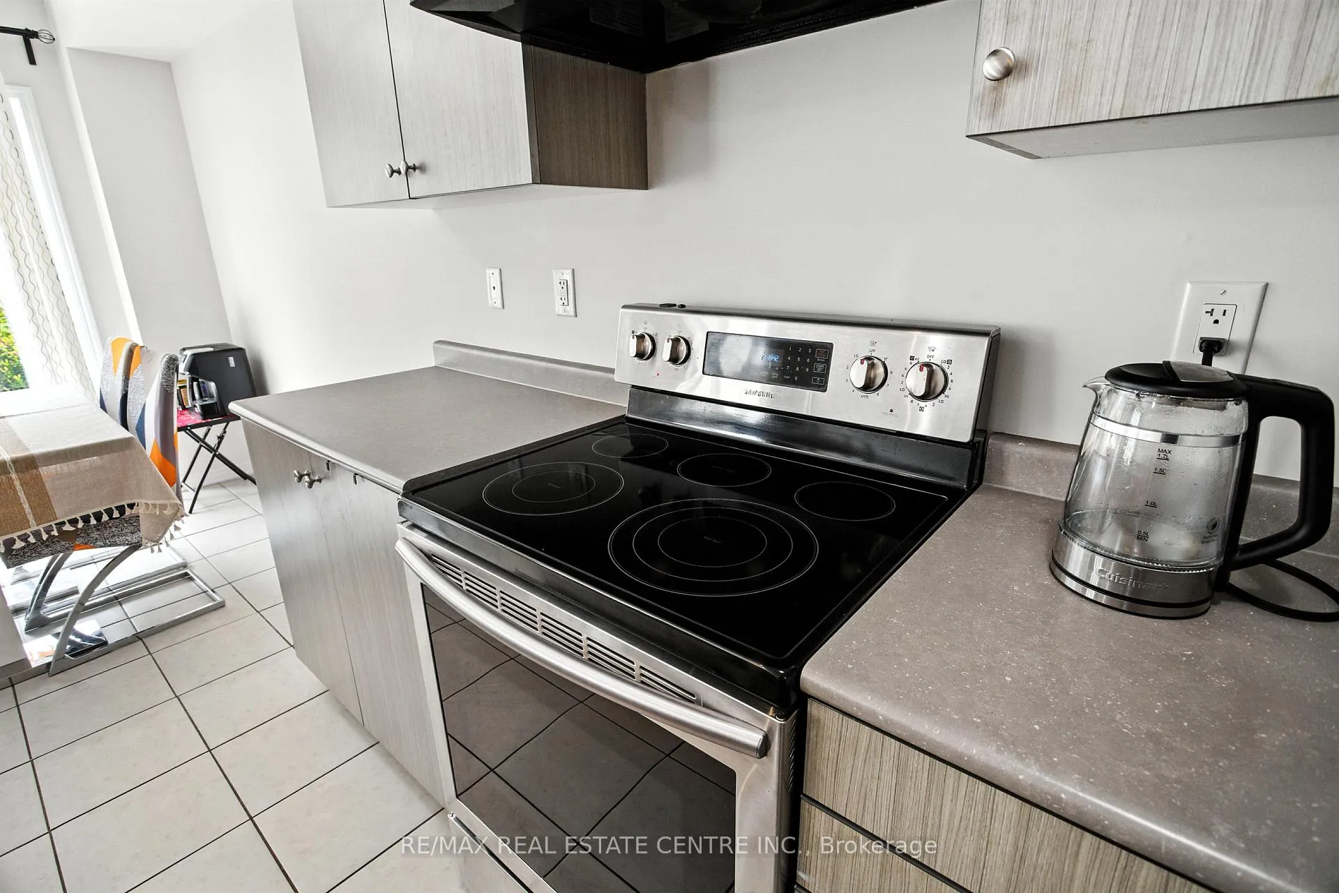 Photo 9 of 85 Thompson Road, Haldimand — HOMEH