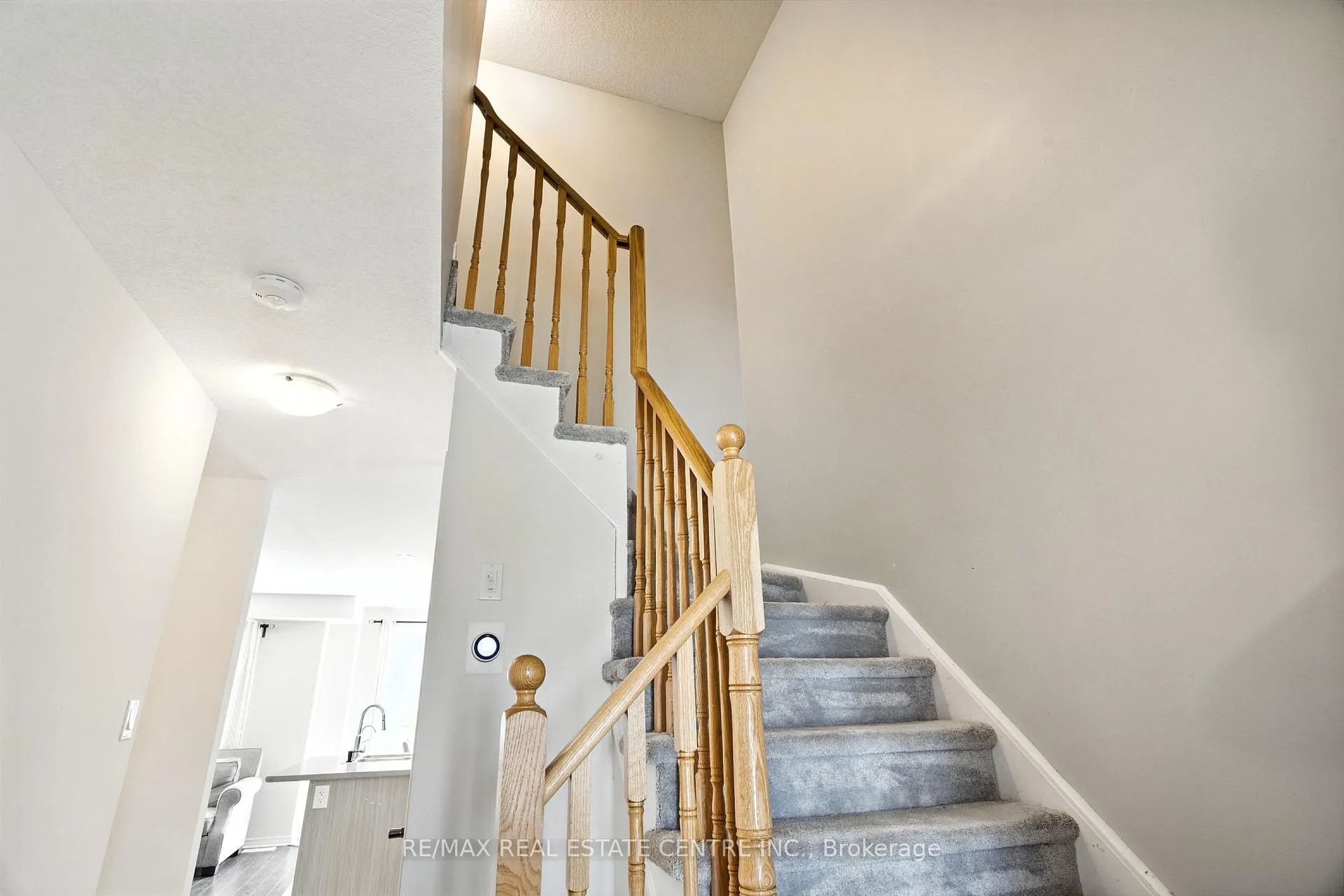 Photo 19 of 85 Thompson Road, Haldimand — HOMEH