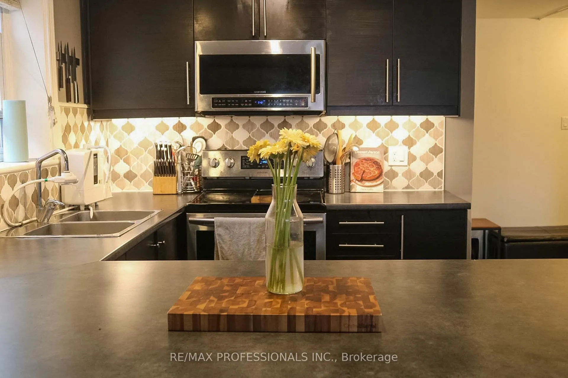 Photo 17 of Unit 206, 836 Concession Street, Hamilton, Raleigh — HOMEH