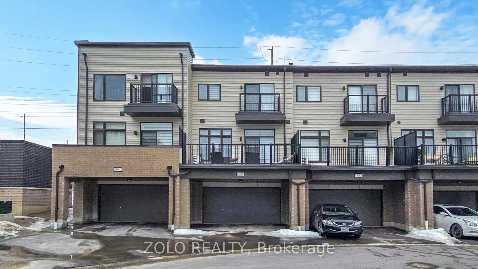 Photo 41 of 1988 Wilson Road N, Oshawa, Samac — HOMEH