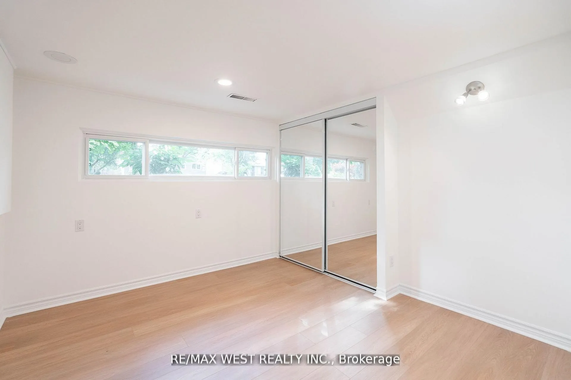 Photo 18 of Unit Lower, 75 Wright Crescent, Caledon, Bolton North — HOMEH