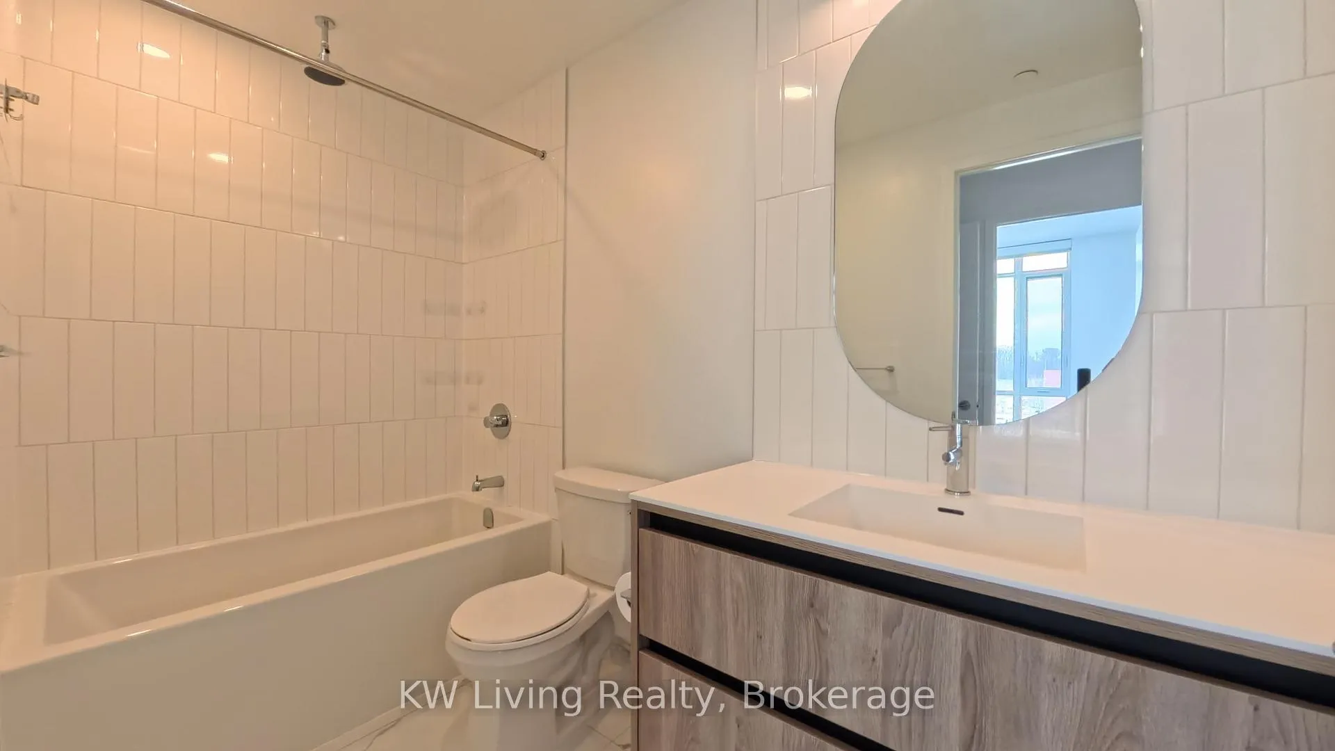 Photo 8 of Unit 418, 8 Beverly Glen Boulevard, Vaughan, Beverley Glen — HOMEH