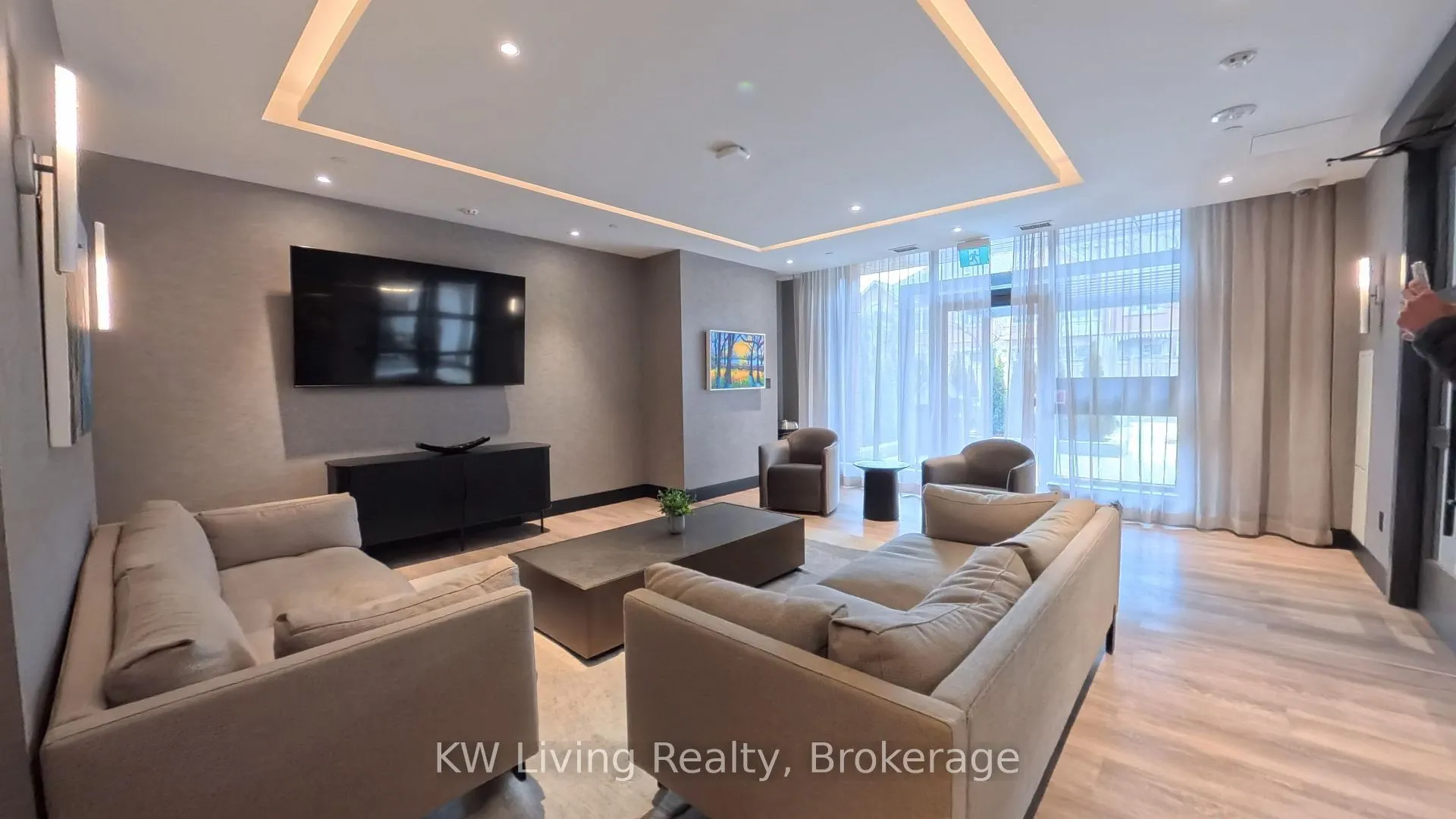 Photo 14 of Unit 418, 8 Beverly Glen Boulevard, Vaughan, Beverley Glen — HOMEH