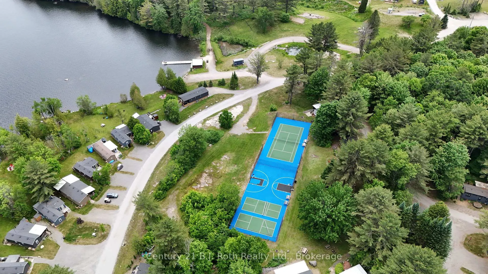 Photo 8 of 439 Springwater Crescent, Bracebridge, Macaulay — HOMEH