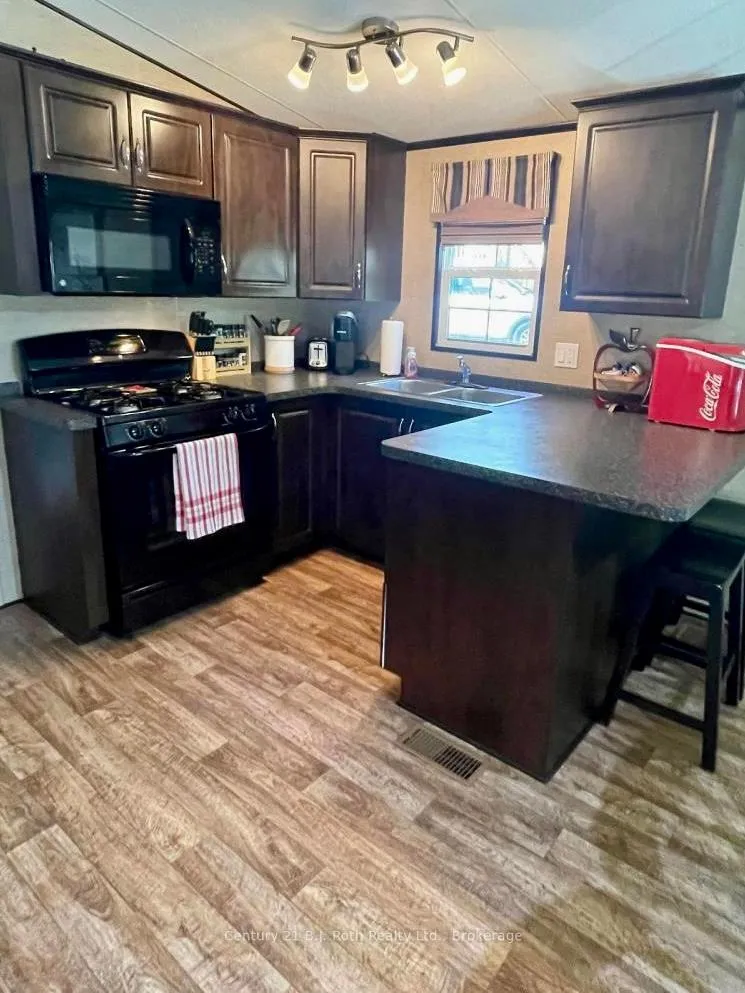 Photo 24 of 439 Springwater Crescent, Bracebridge, Macaulay — HOMEH