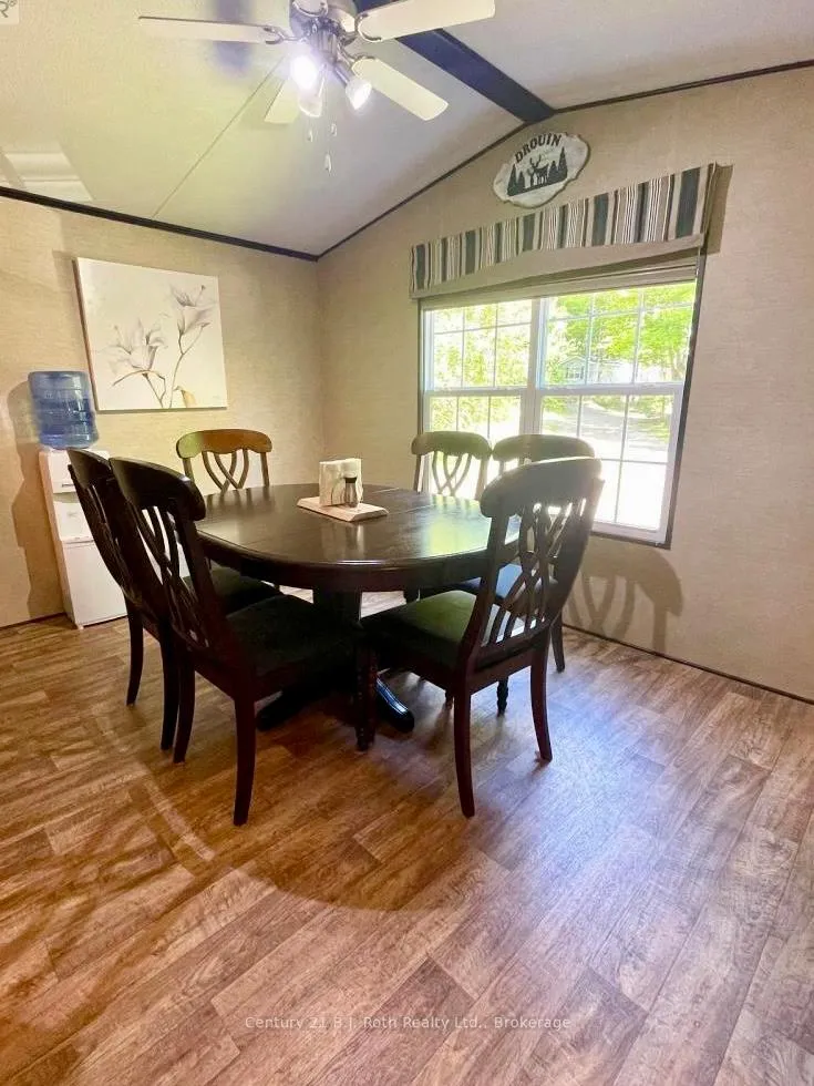 Photo 25 of 439 Springwater Crescent, Bracebridge, Macaulay — HOMEH