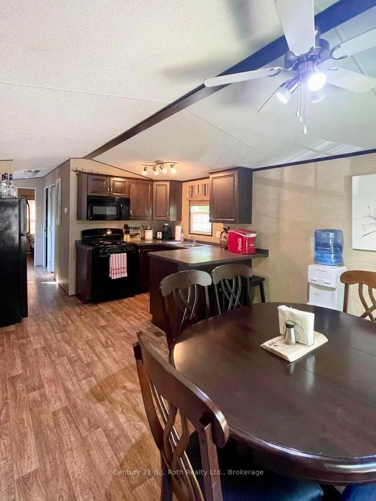 Photo 26 of 439 Springwater Crescent, Bracebridge, Macaulay — HOMEH