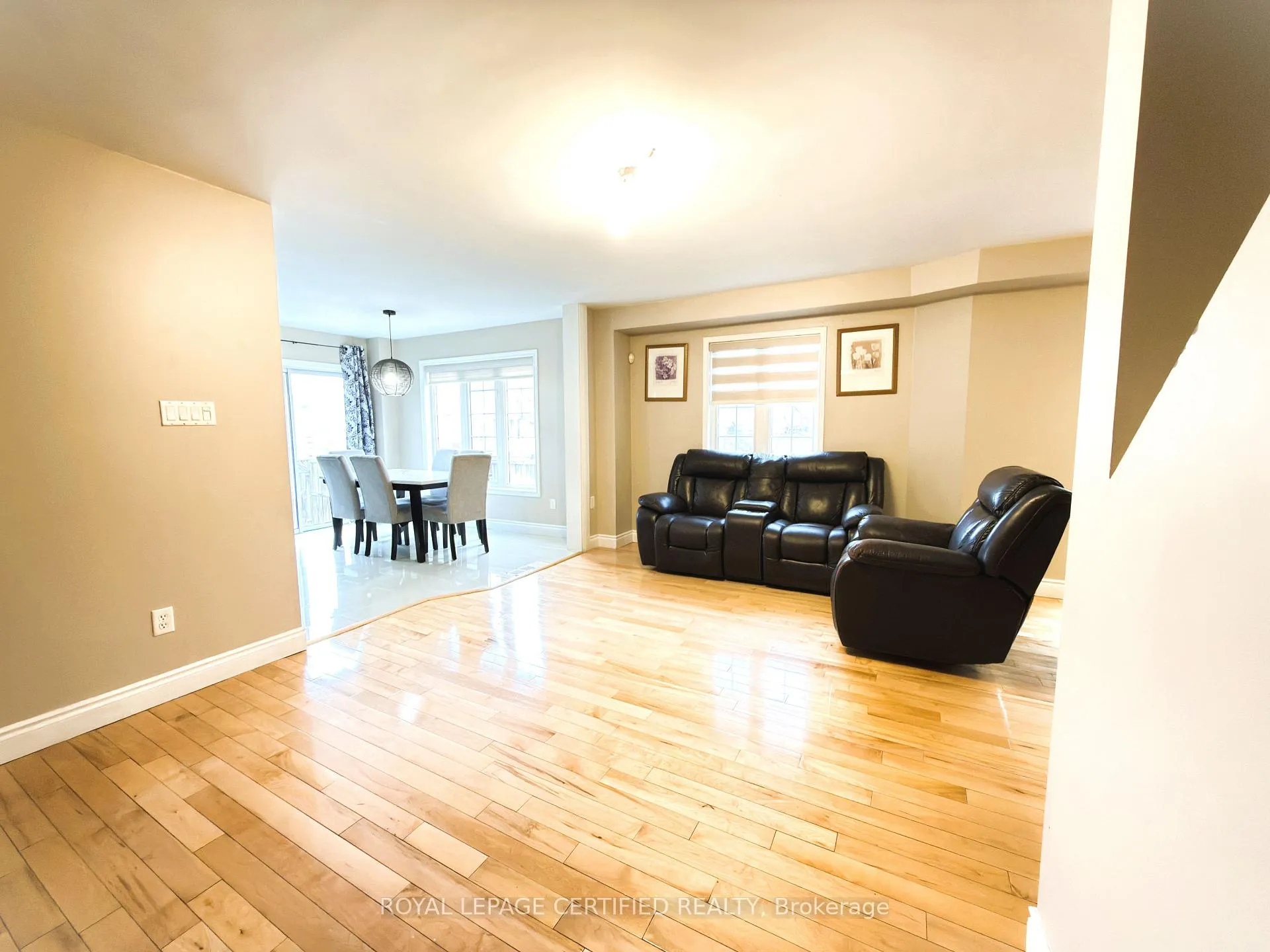 Photo 9 of 2 Lake Louise Drive, Brampton, Fletcher's Meadow — HOMEH