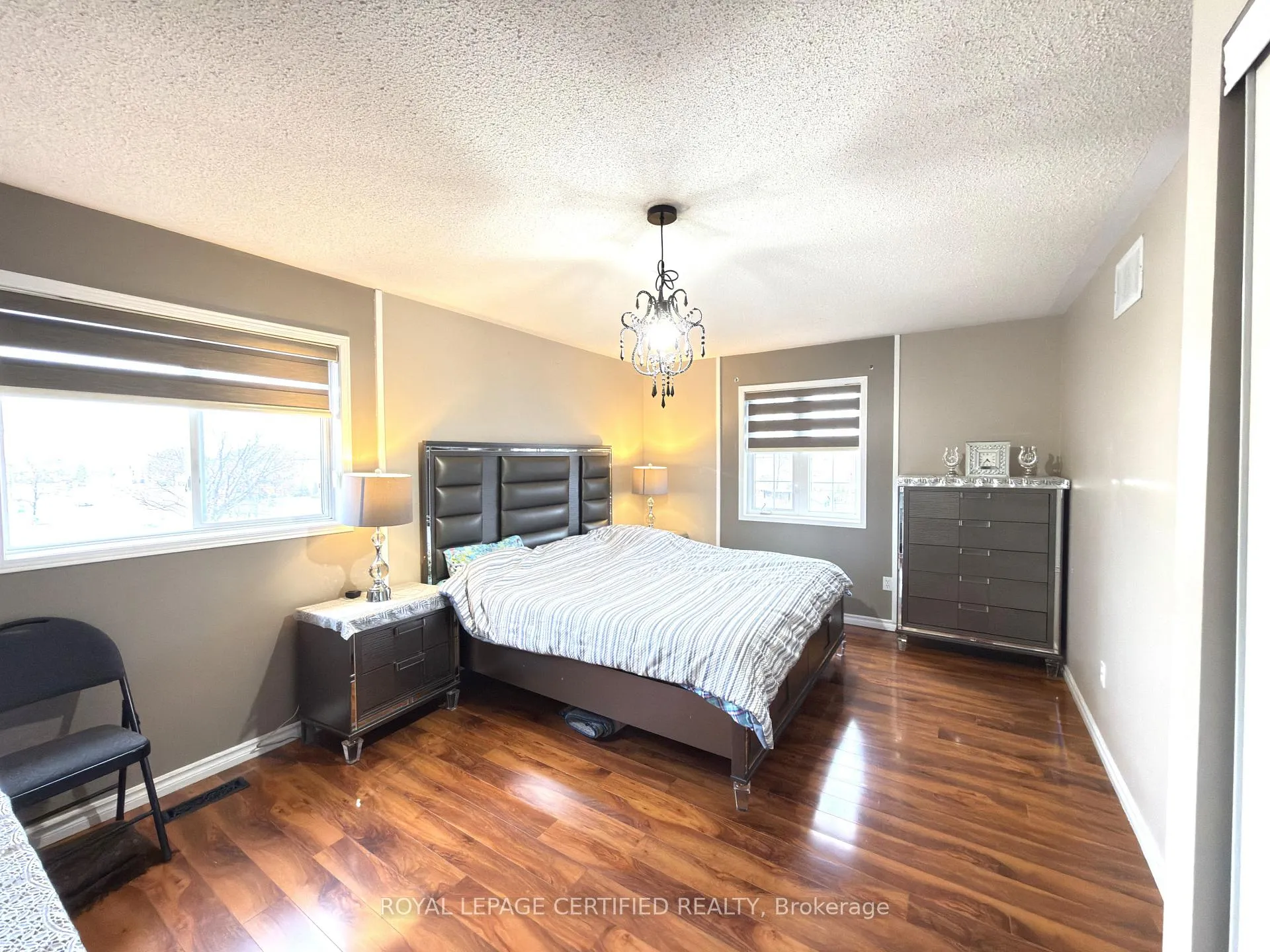 Photo 25 of 2 Lake Louise Drive, Brampton, Fletcher's Meadow — HOMEH