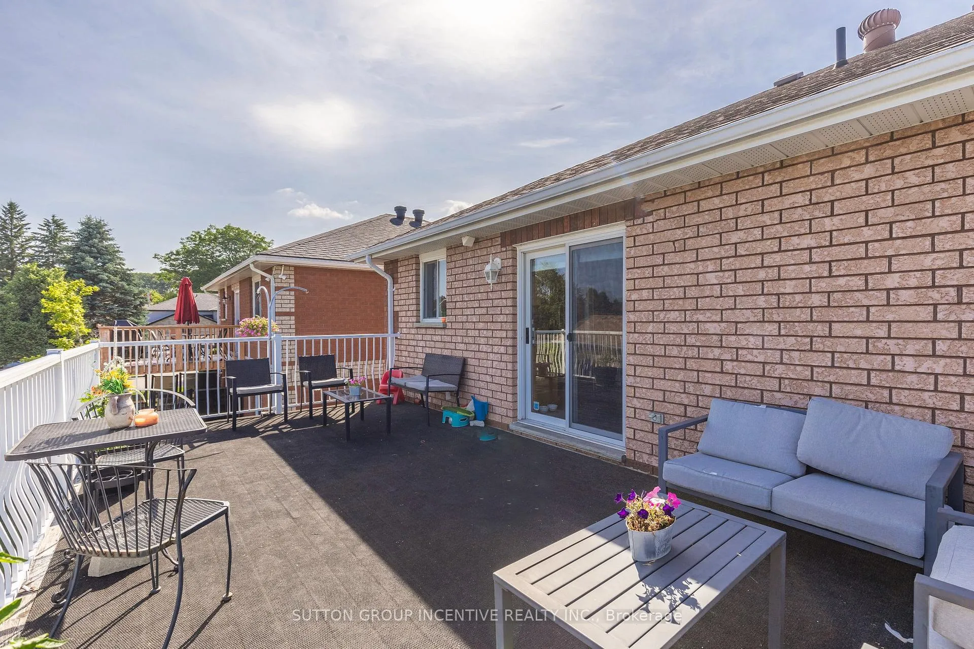 Photo 34 of 635 Wayne Crescent, Midland — HOMEH