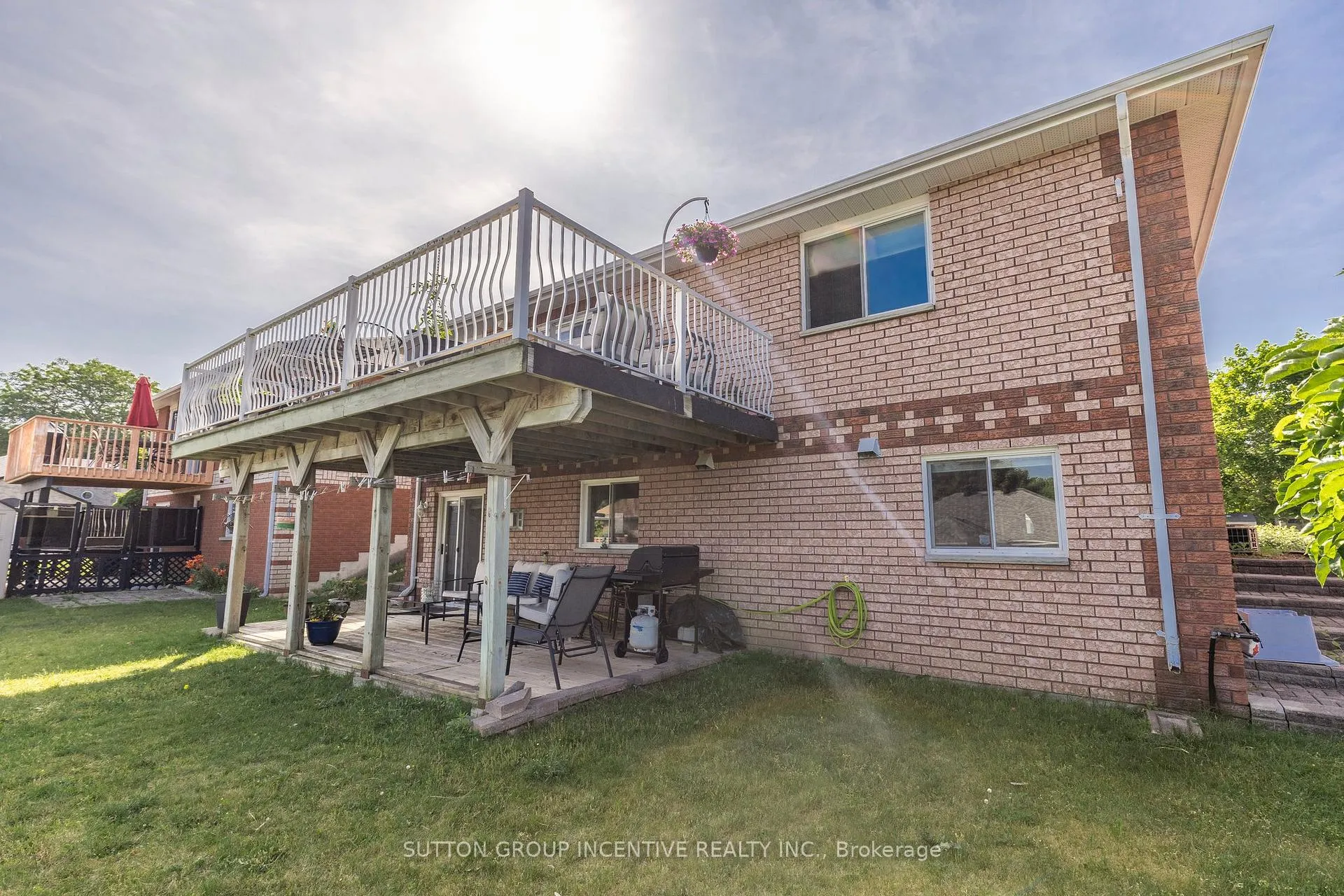 Photo 37 of 635 Wayne Crescent, Midland — HOMEH