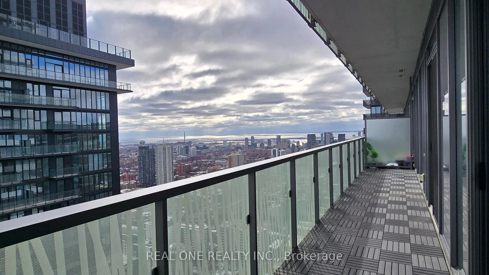 Photo 3 of Unit 8, 50 Charles Street, Toronto, Church-Yonge Corridor — HOMEH