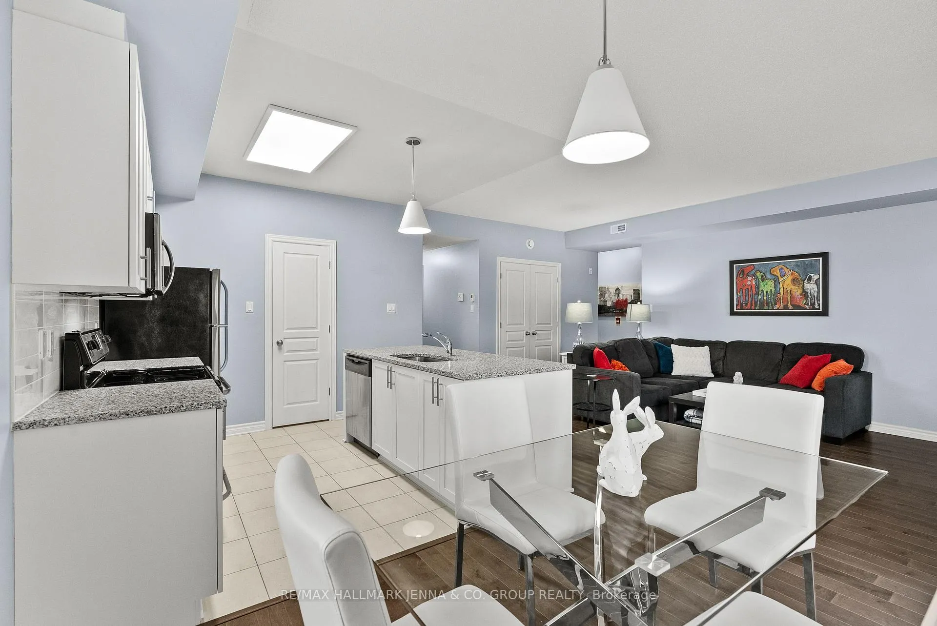 Photo 14 of Unit A, 34 Tadley Private, Ottawa, Barrhaven - Longfields — HOMEH