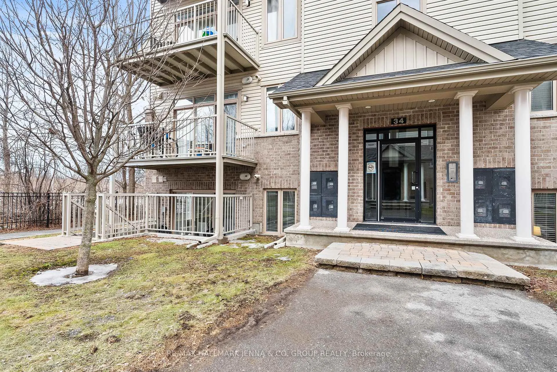 Photo 27 of Unit A, 34 Tadley Private, Ottawa, Barrhaven - Longfields — HOMEH