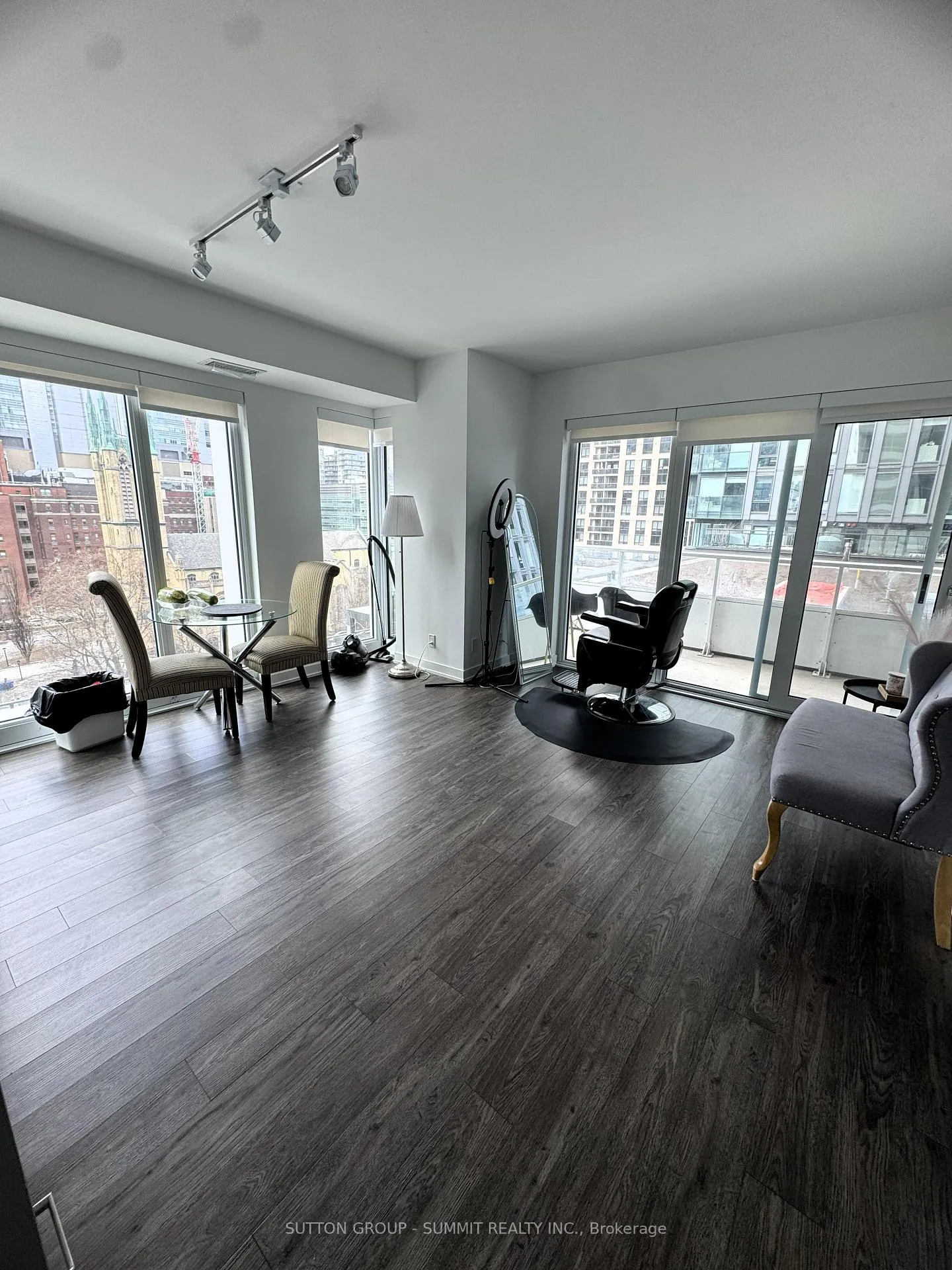 Photo 4 of Unit 811, 88 Queen Street E, Toronto, Church-Yonge Corridor — HOMEH
