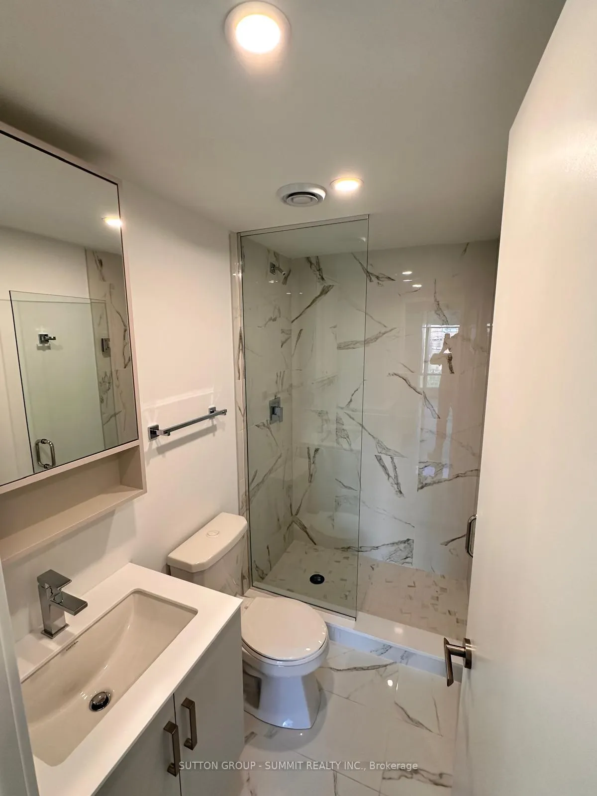 Photo 7 of Unit 811, 88 Queen Street E, Toronto, Church-Yonge Corridor — HOMEH