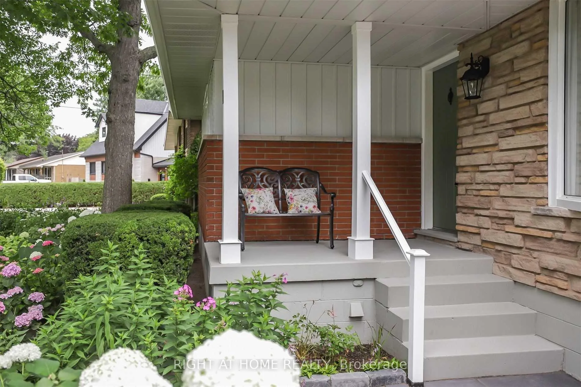 Photo 5 of 14 Forest Road, Grimsby, Grimsby Beach — HOMEH