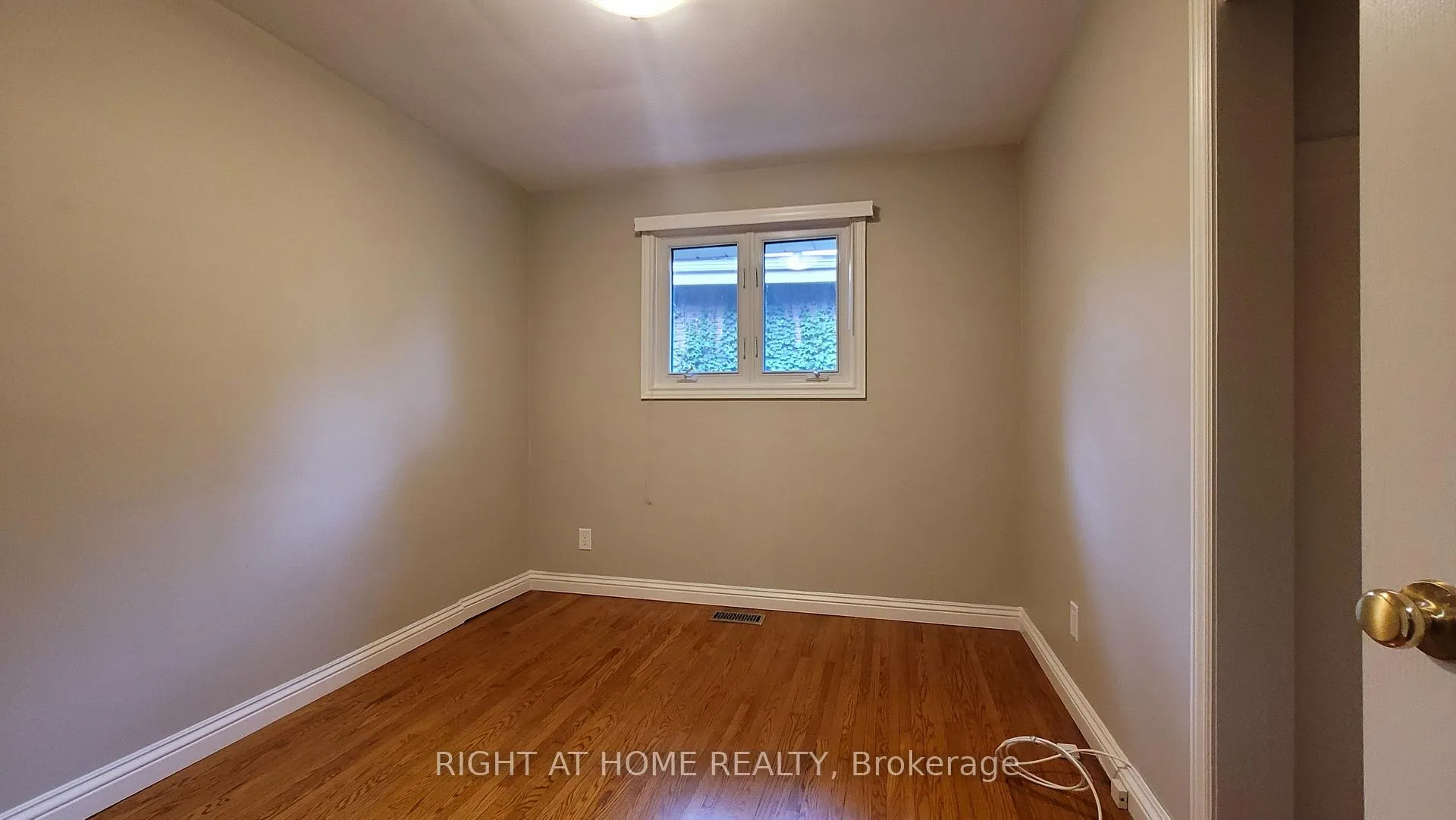 Photo 14 of 14 Forest Road, Grimsby, Grimsby Beach — HOMEH