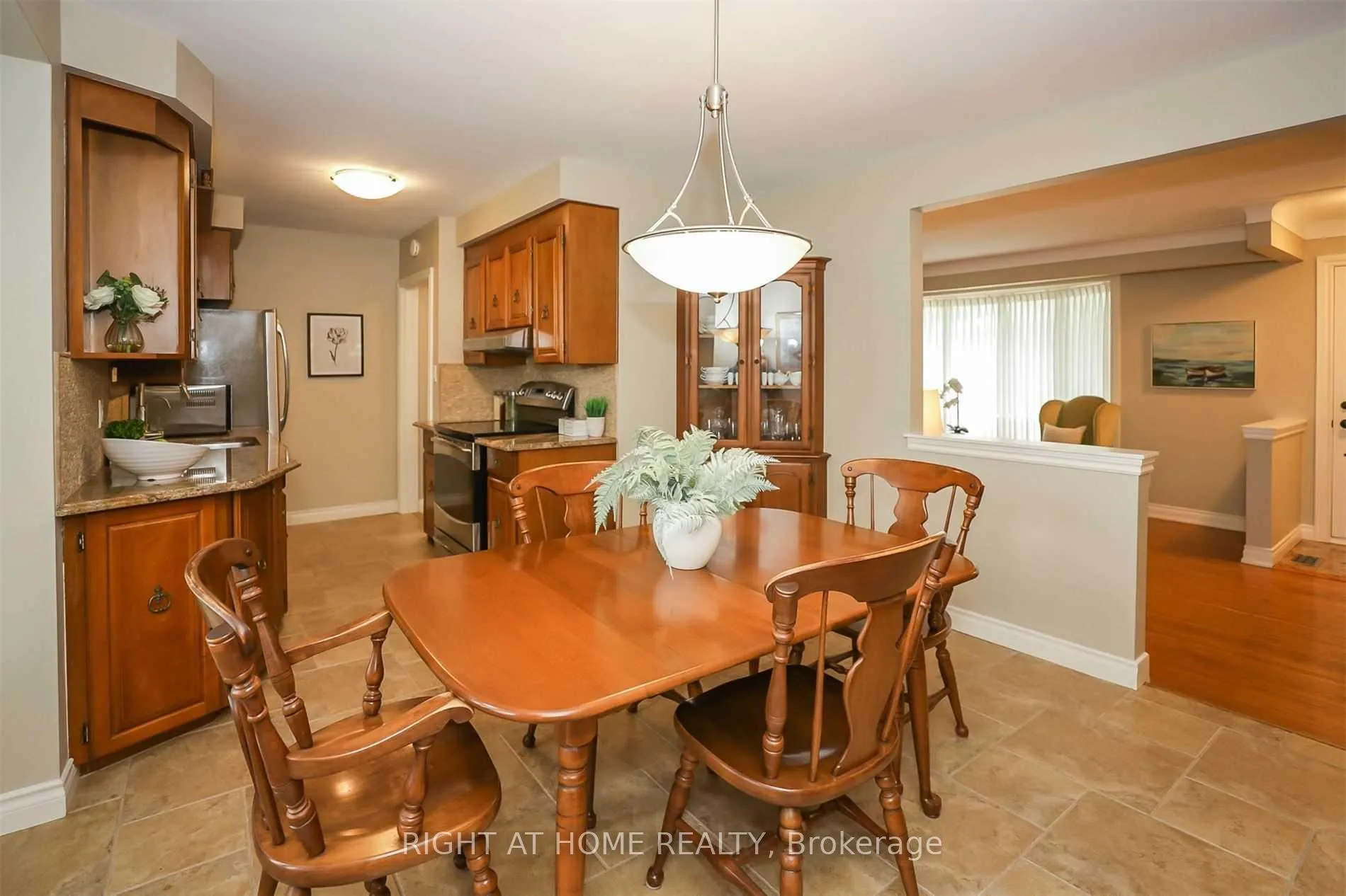 Photo 22 of 14 Forest Road, Grimsby, Grimsby Beach — HOMEH