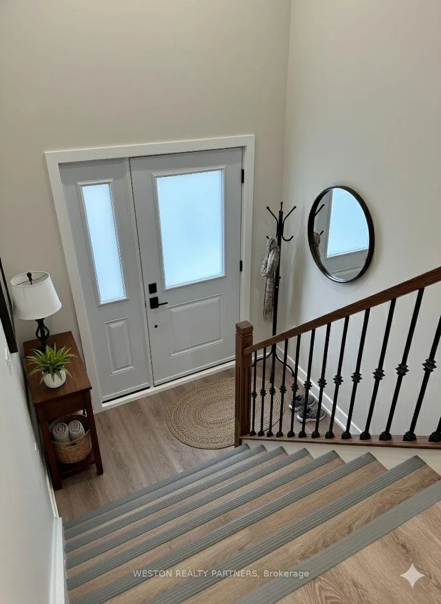 Photo 6 of Unit Upper, 52 Horne Drive, Brampton, Brampton North — HOMEH