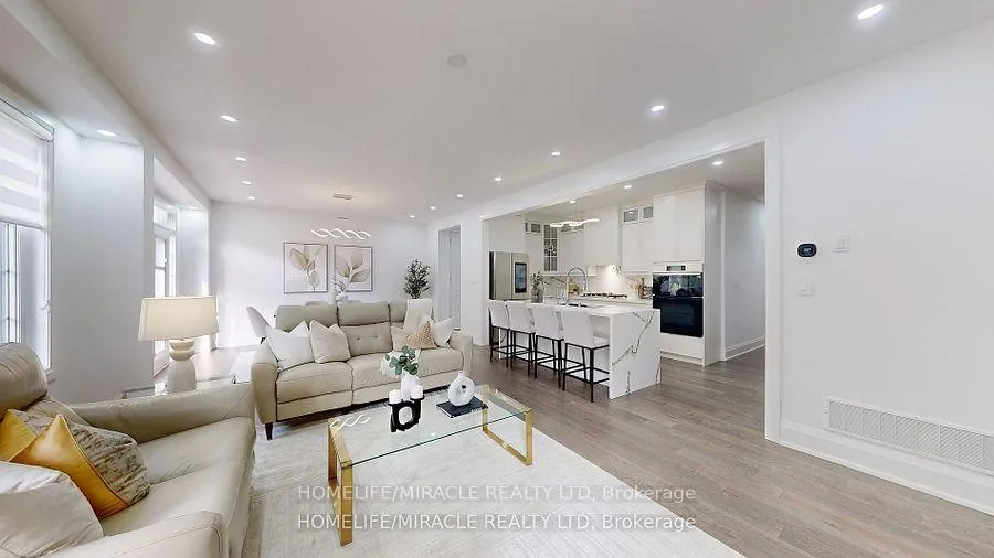 Photo 8 of 2849 Foxden Square, Pickering, Rural Pickering — HOMEH