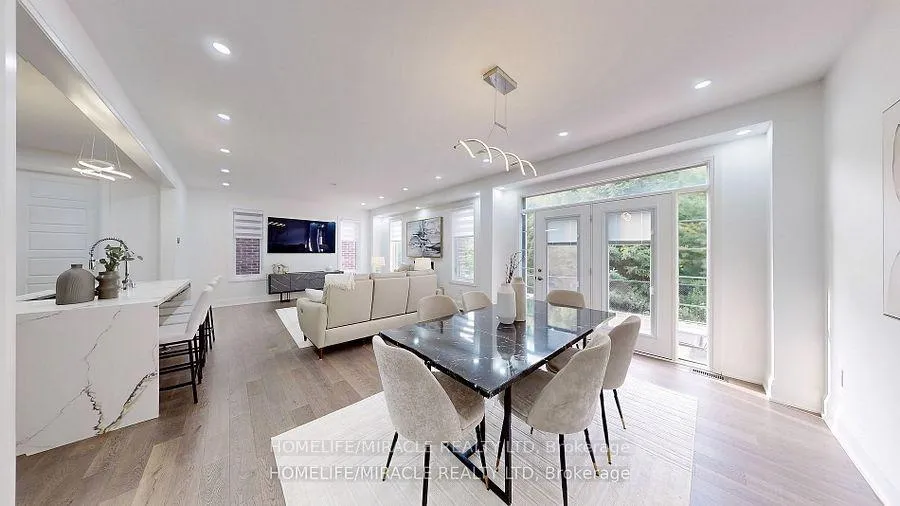 Photo 11 of 2849 Foxden Square, Pickering, Rural Pickering — HOMEH