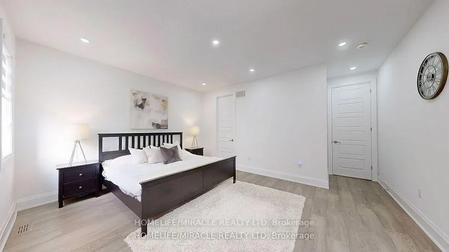 Photo 21 of 2849 Foxden Square, Pickering, Rural Pickering — HOMEH