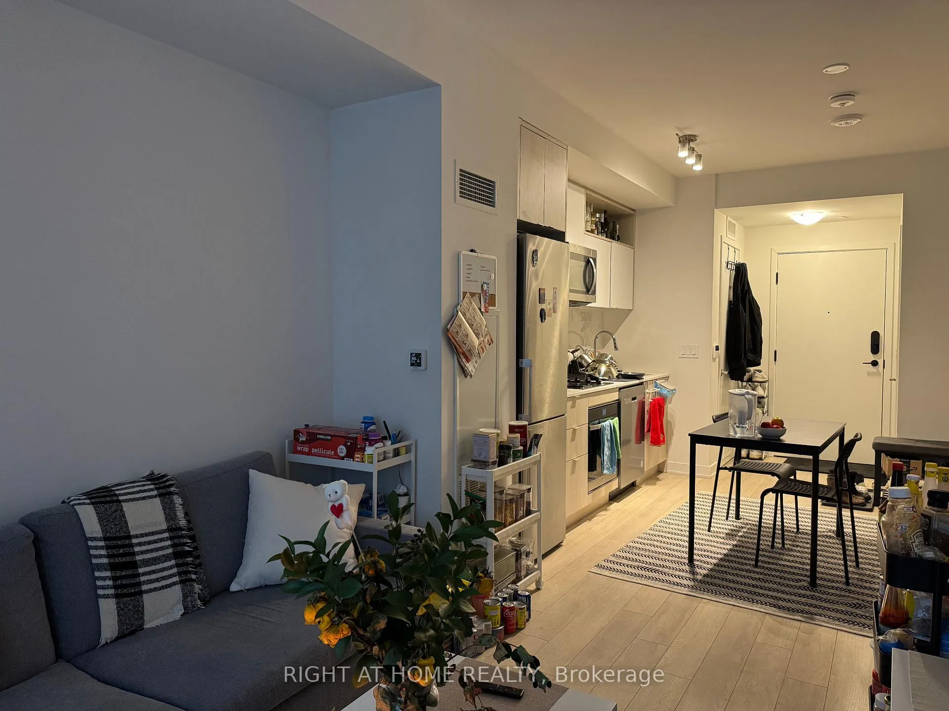 Photo 1 of Unit 641, 121 Sherbourne Street, Toronto, Moss Park — HOMEH
