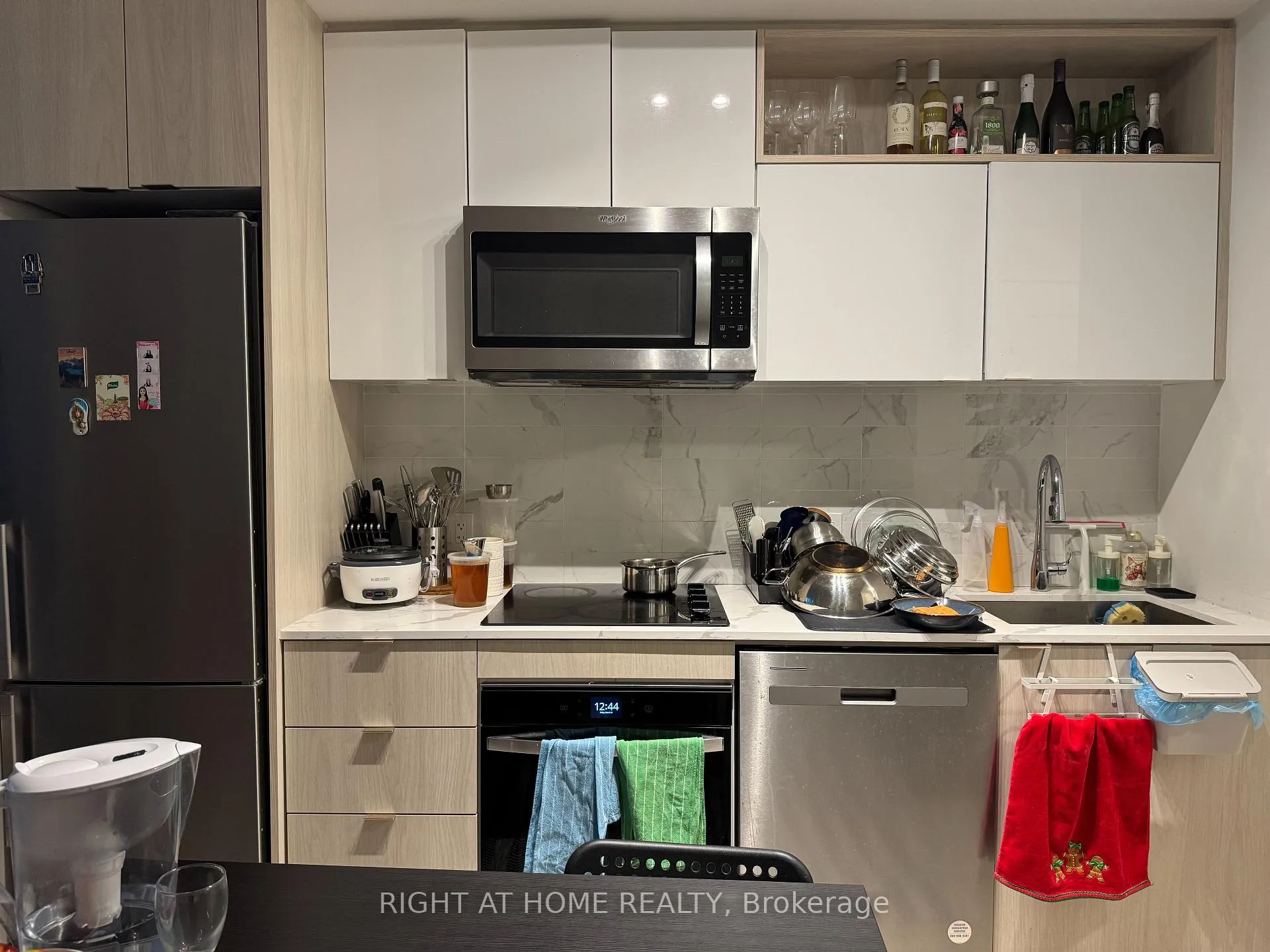 Photo 3 of Unit 641, 121 Sherbourne Street, Toronto, Moss Park — HOMEH