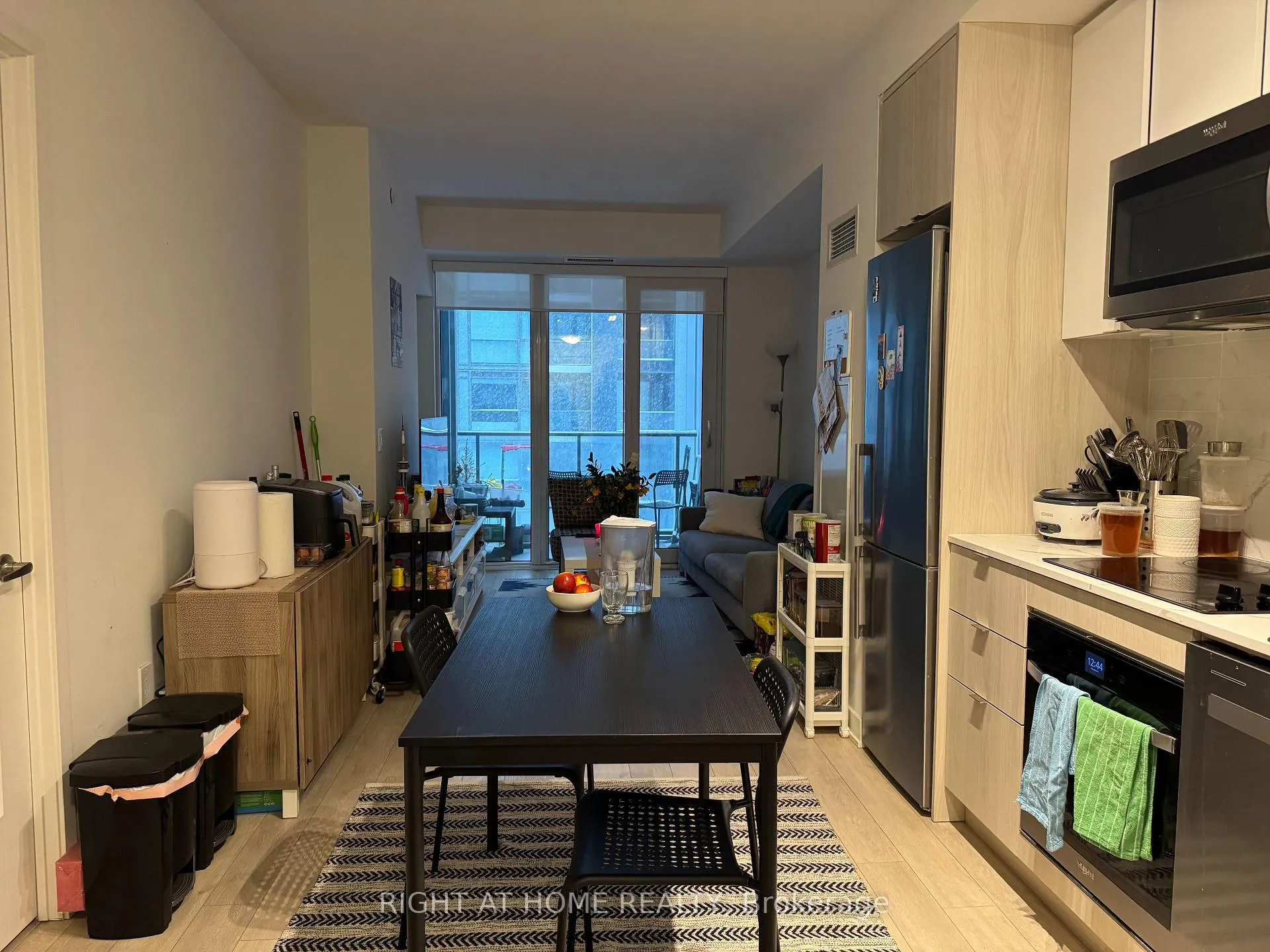 Photo 4 of Unit 641, 121 Sherbourne Street, Toronto, Moss Park — HOMEH