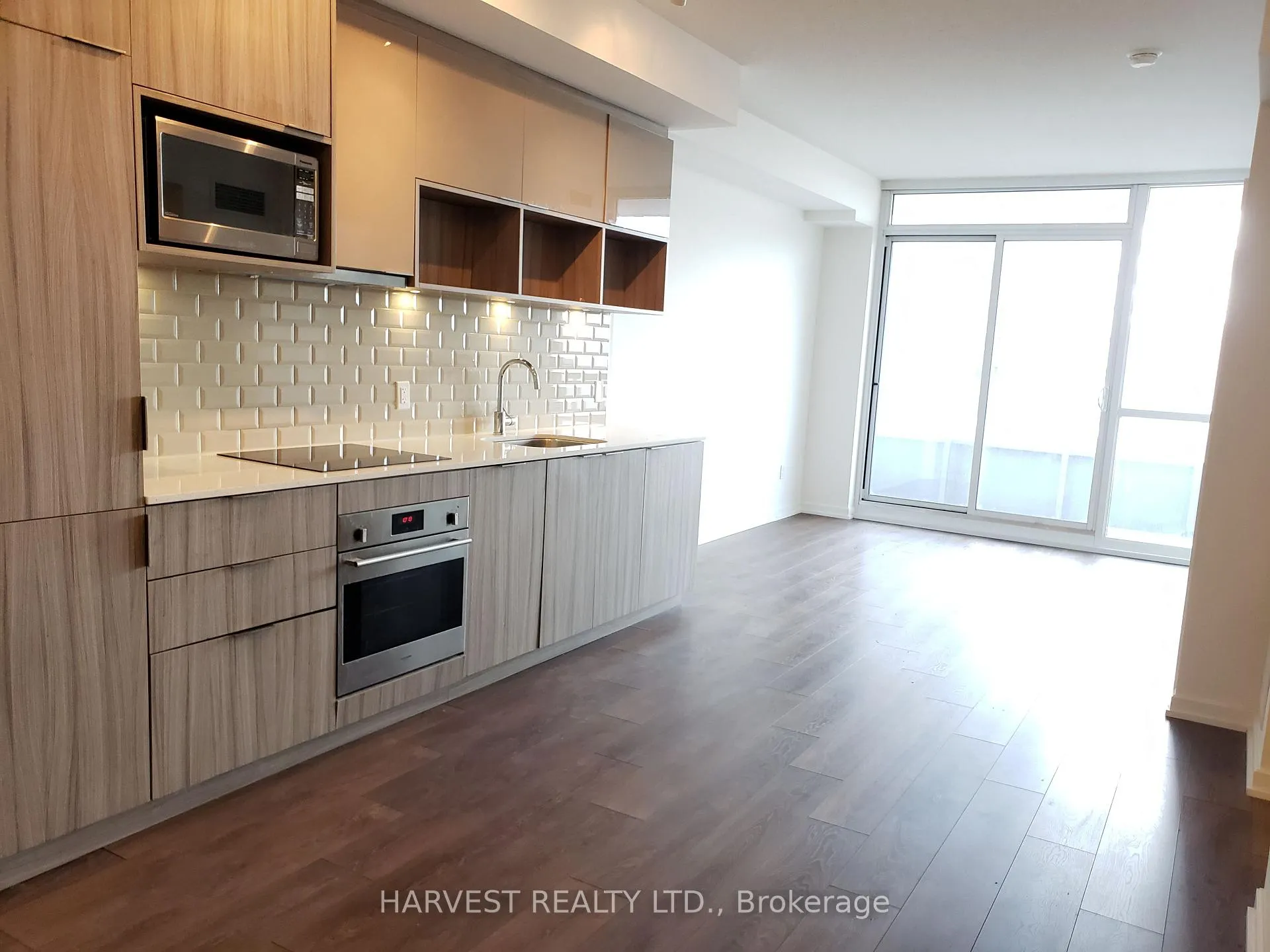 Photo 6 of Unit 909, 52 Forest Manor Road, North York, Henry Farm — HOMEH
