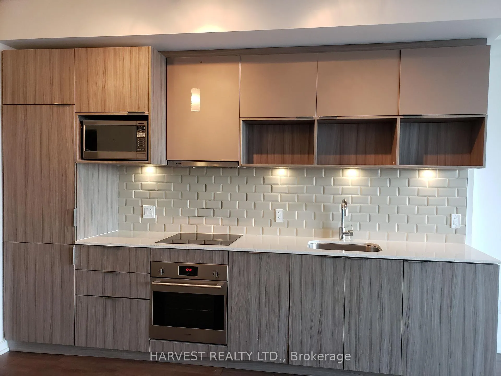Photo 7 of Unit 909, 52 Forest Manor Road, North York, Henry Farm — HOMEH