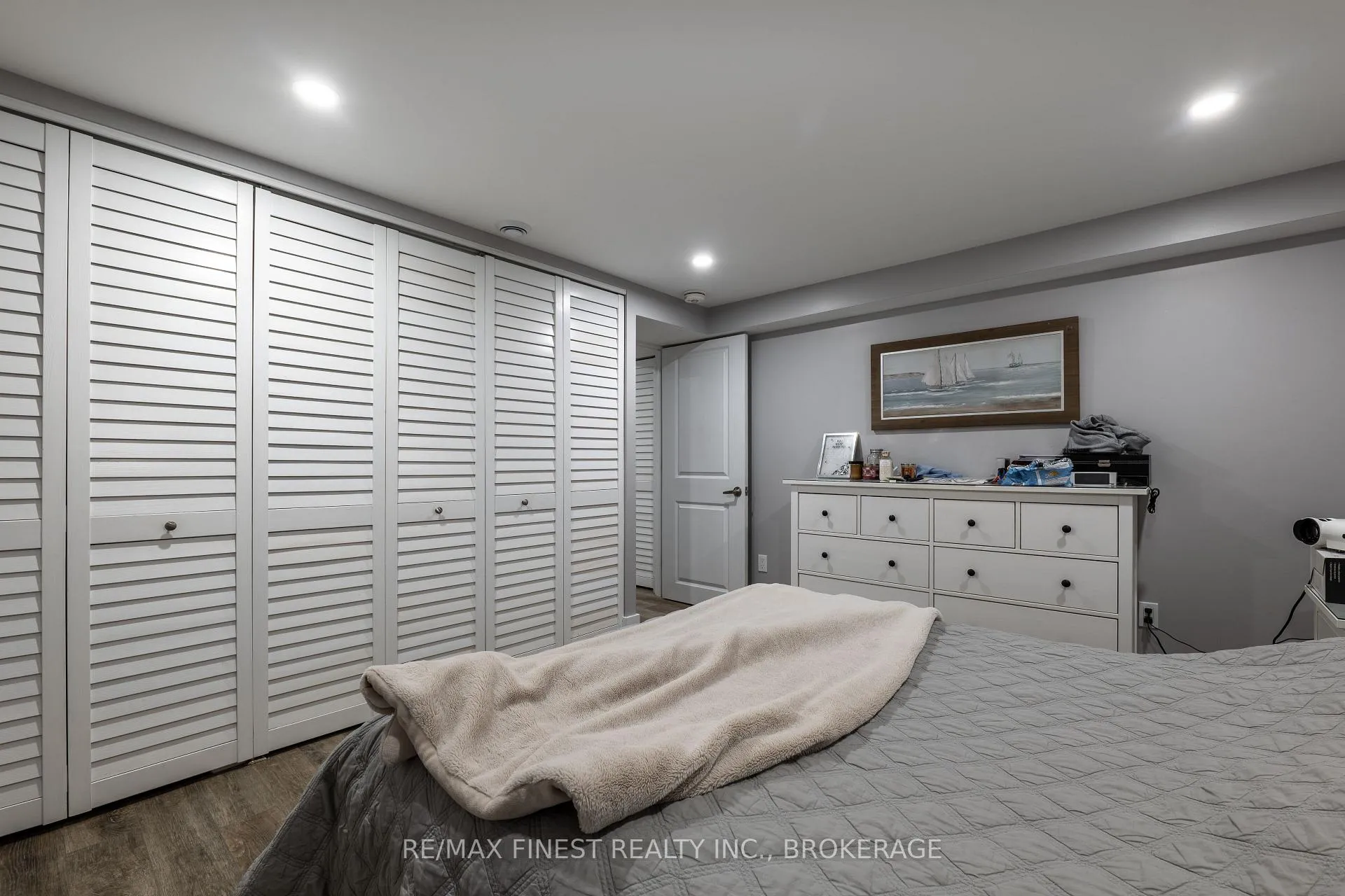 Photo 23 of 171 b Sutherland Drive, Kingston, Rideau — HOMEH
