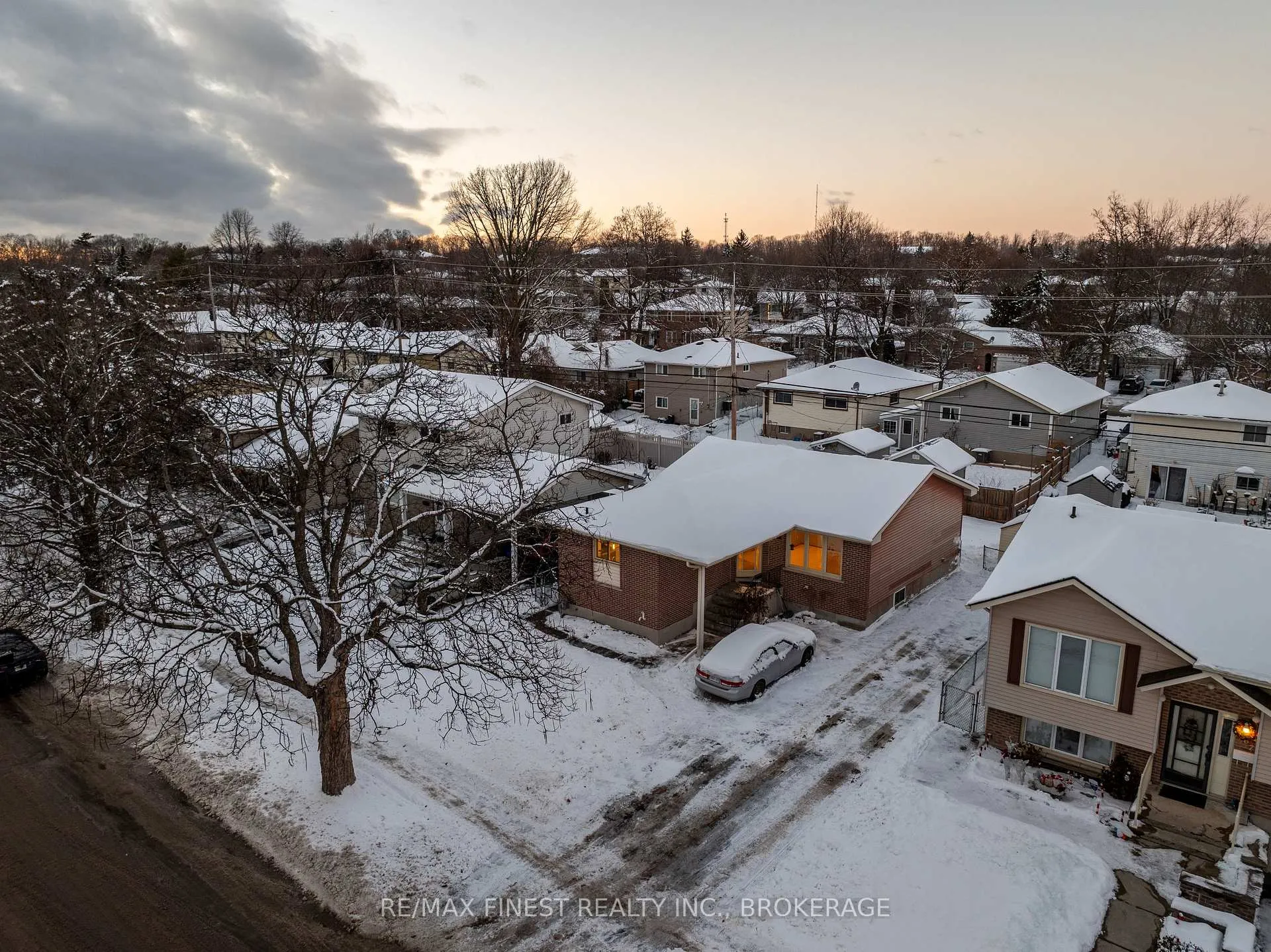 Photo 28 of 171 b Sutherland Drive, Kingston, Rideau — HOMEH