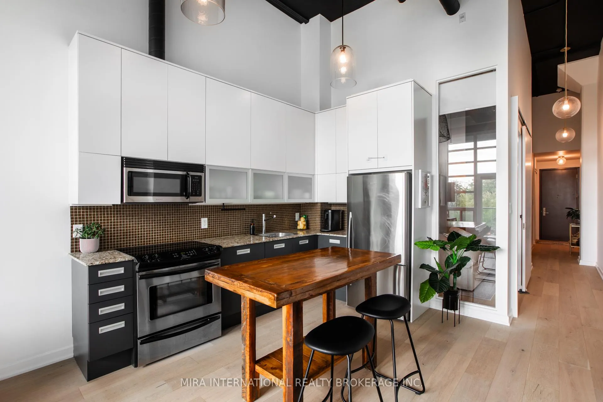 Photo 6 of Unit 239, 380 Macpherson Avenue, Toronto, Casa Loma — HOMEH