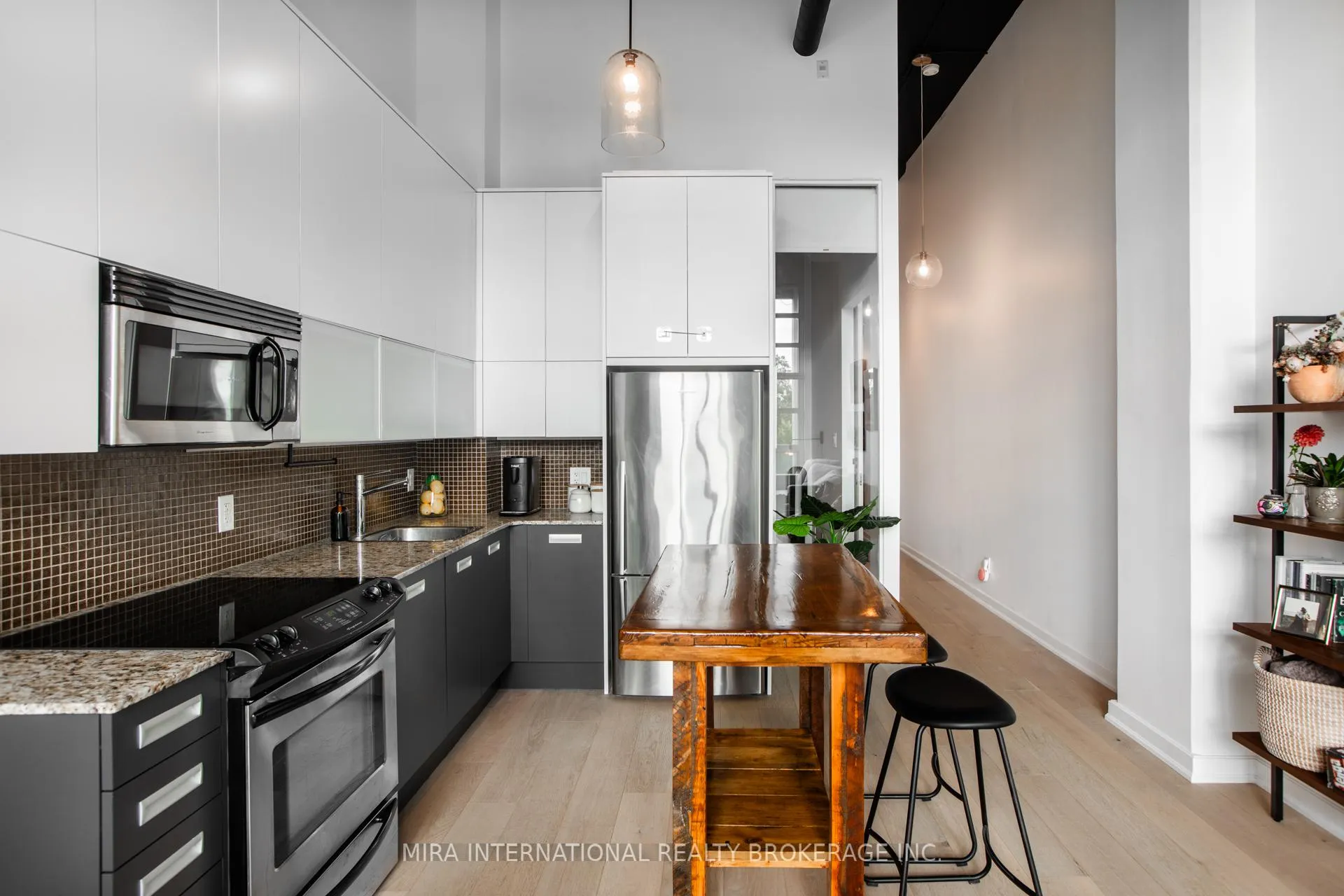 Photo 7 of Unit 239, 380 Macpherson Avenue, Toronto, Casa Loma — HOMEH